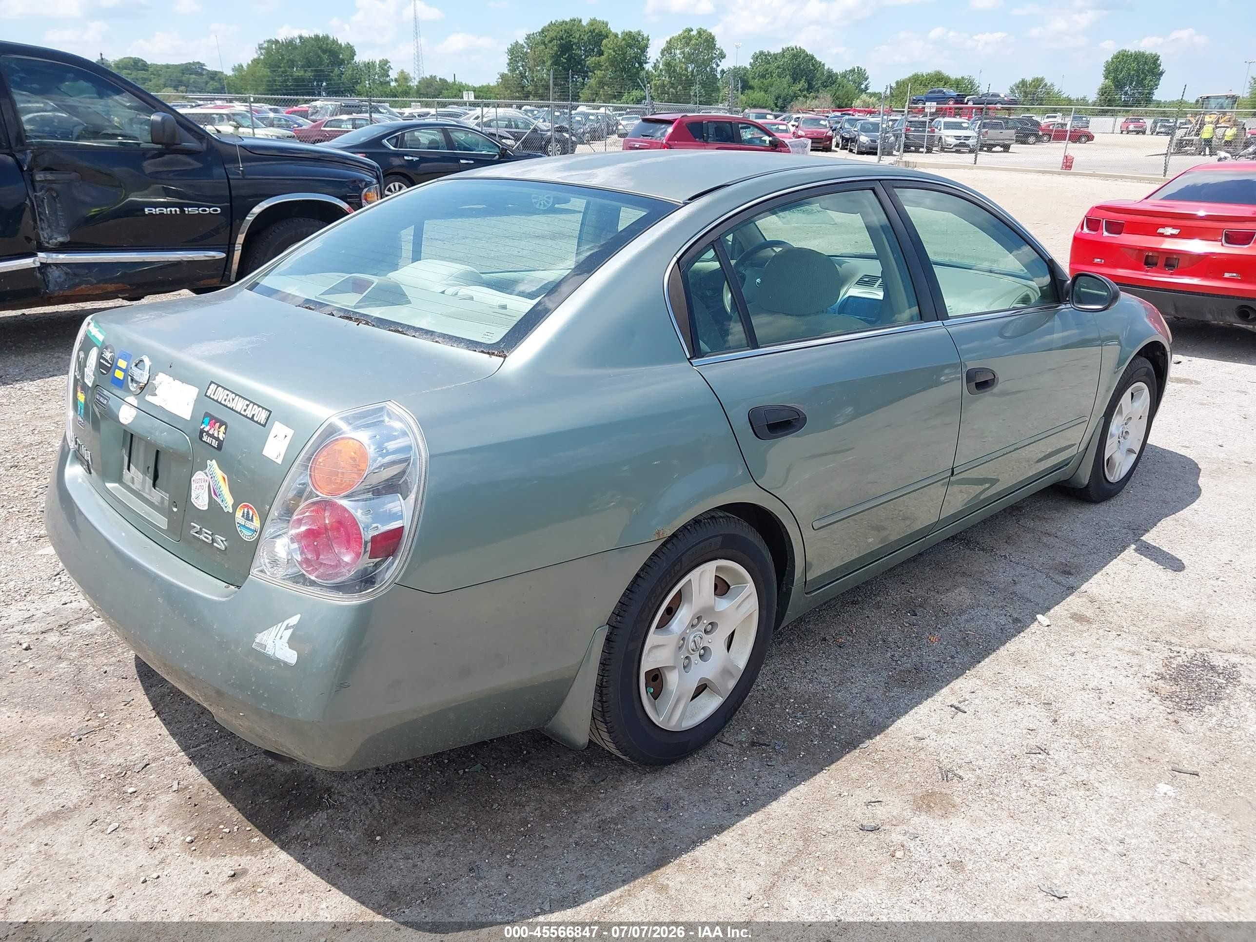 2003 Nissan Altima 2.5 S Зеленый vin: 1N4AL11E13C127134