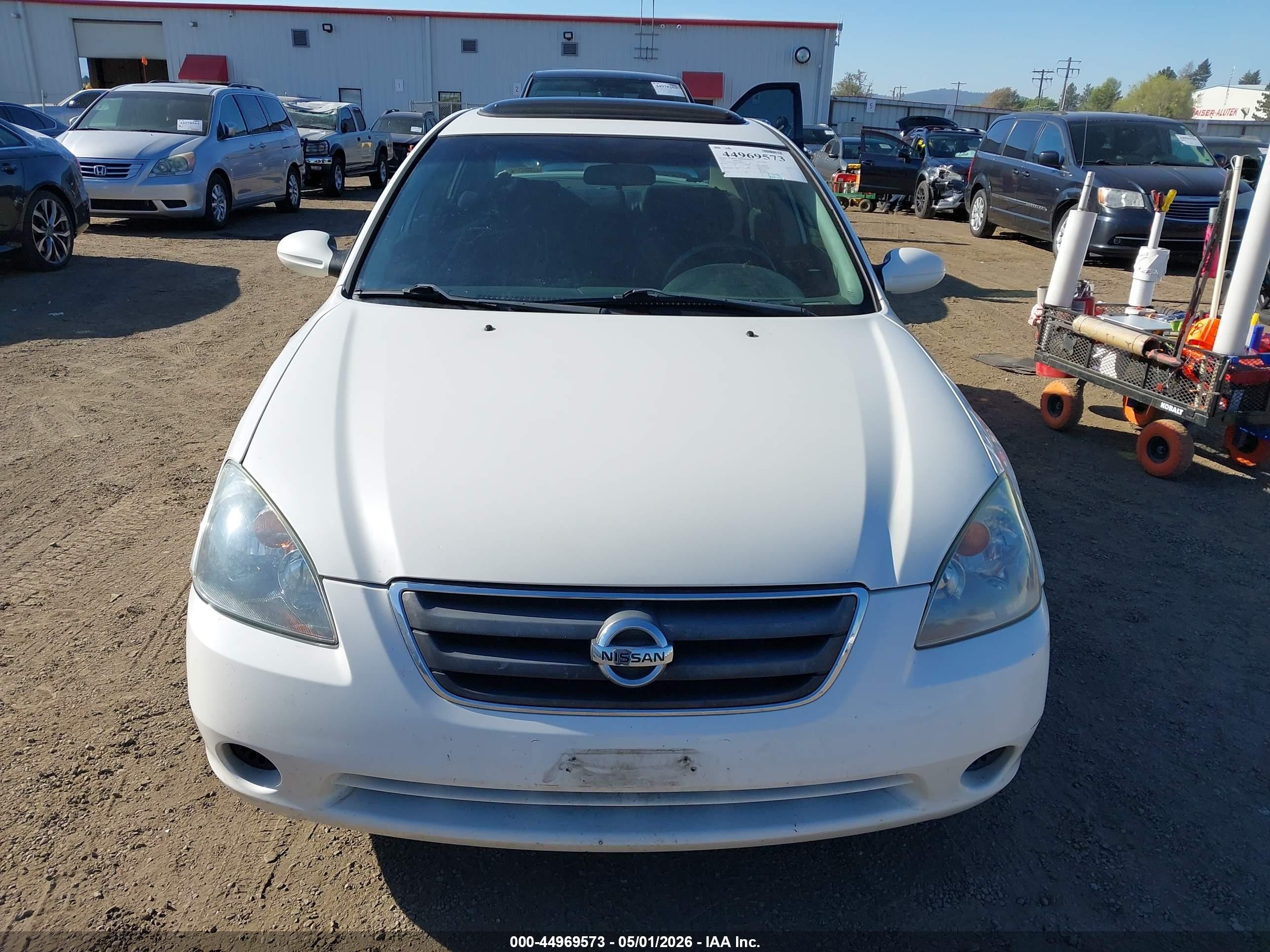 2003 Nissan Altima 2.5 S White vin: 1N4AL11E23C148526