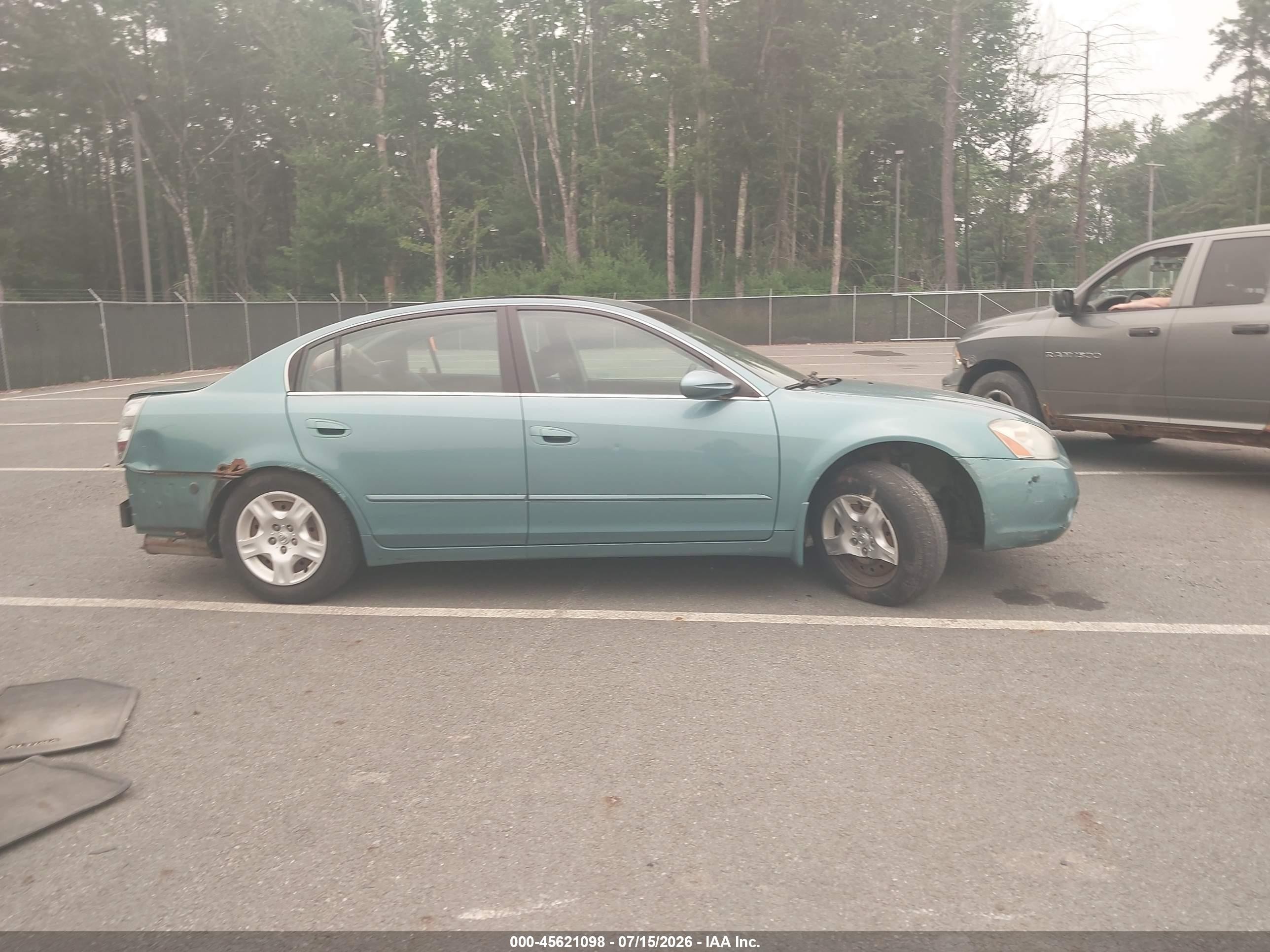 2003 Nissan Altima 2.5 S Blue vin: 1N4AL11E23C286194