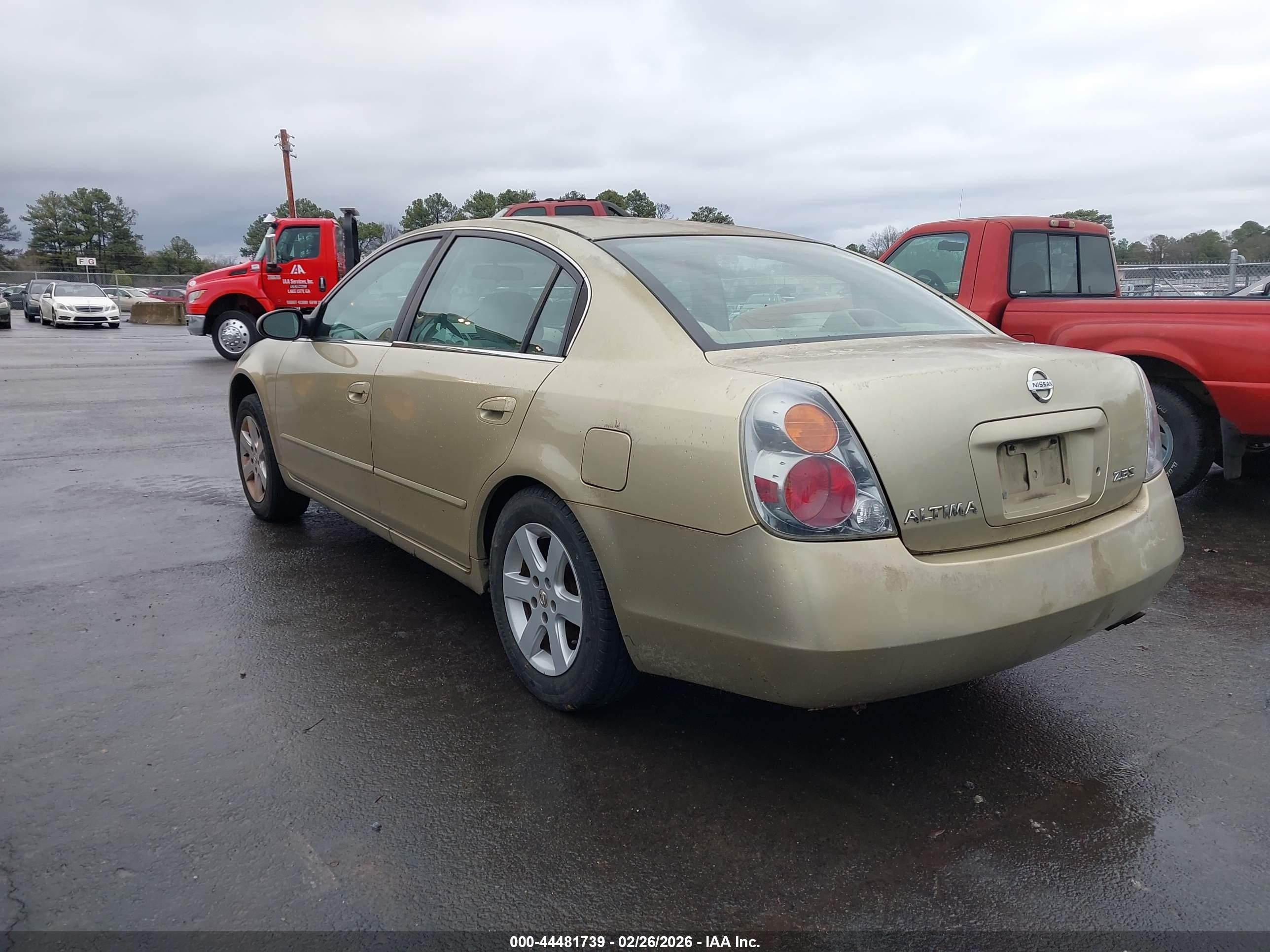 2003 Nissan Altima 2.5 S Золотой vin: 1N4AL11E23C299396