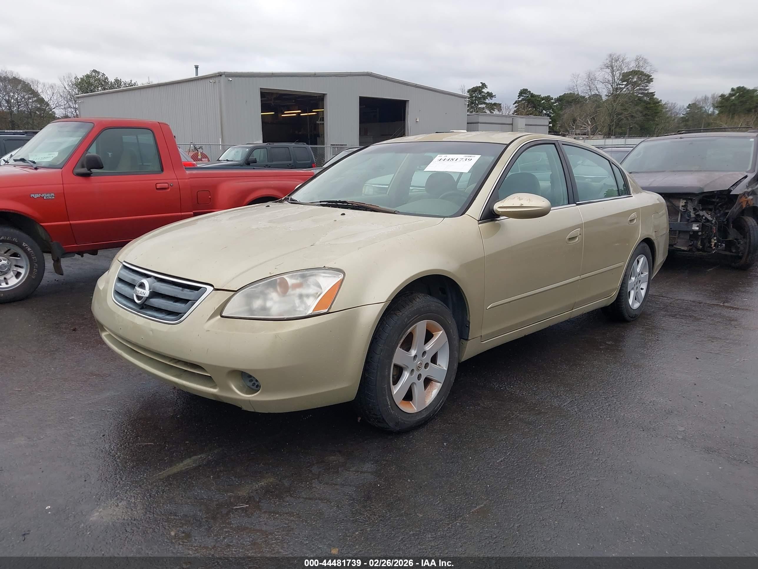 2003 Nissan Altima 2.5 S Золотой vin: 1N4AL11E23C299396