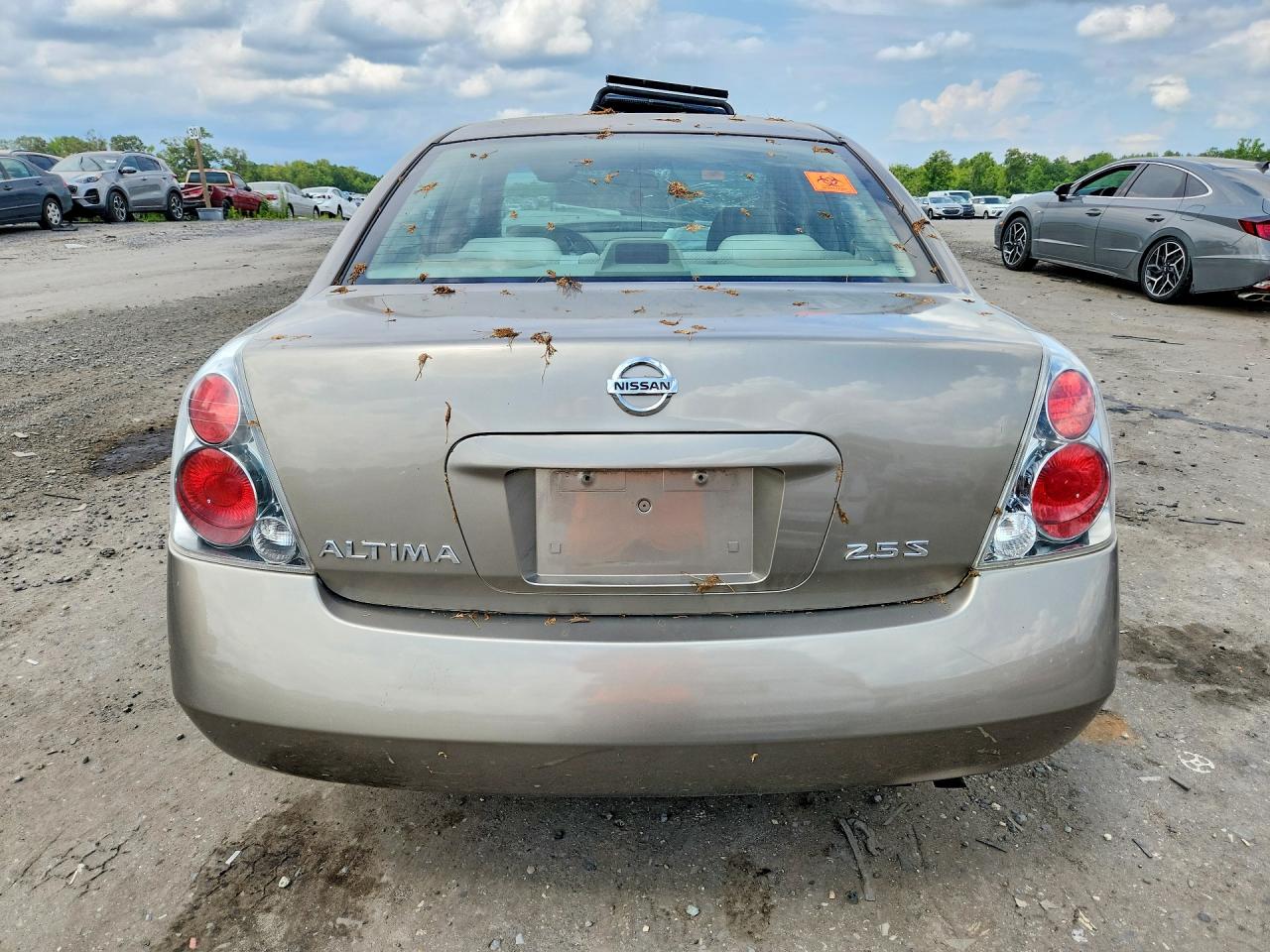 2005 Nissan Altima 2.5 S Tan vin: 1N4AL11E25C226256