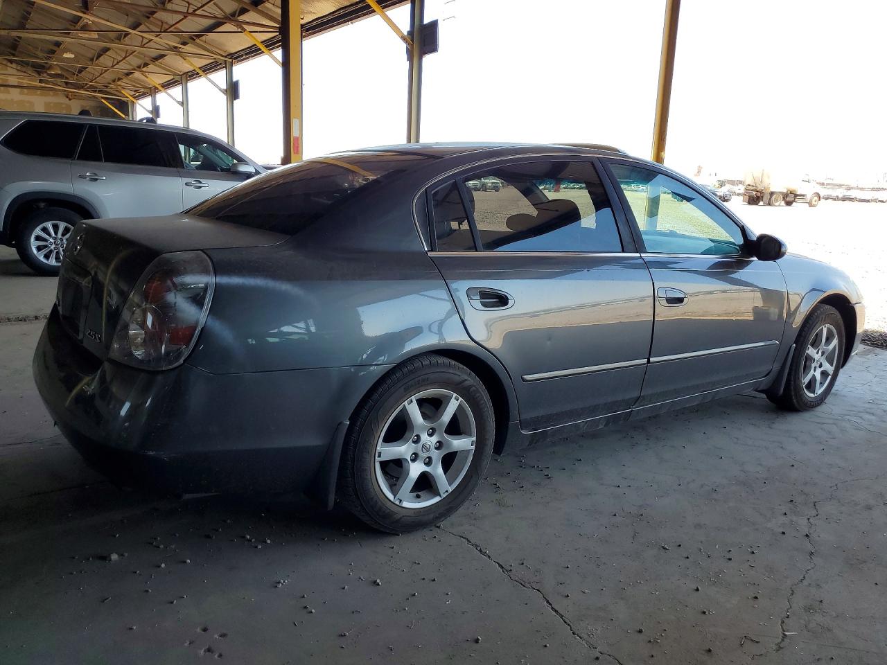 2005 Nissan Altima 2.5 Gray vin: 1N4AL11E35C145167