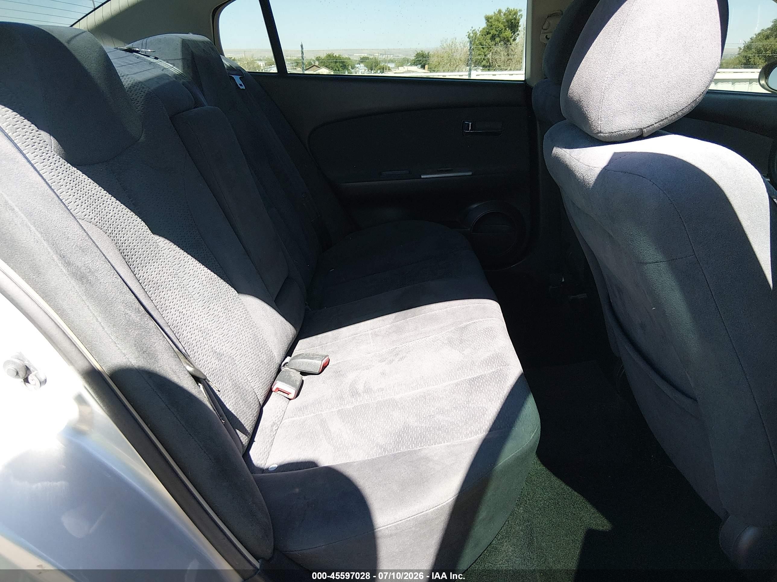 2005 Nissan Altima 2.5 S Silver vin: 1N4AL11E65C395826