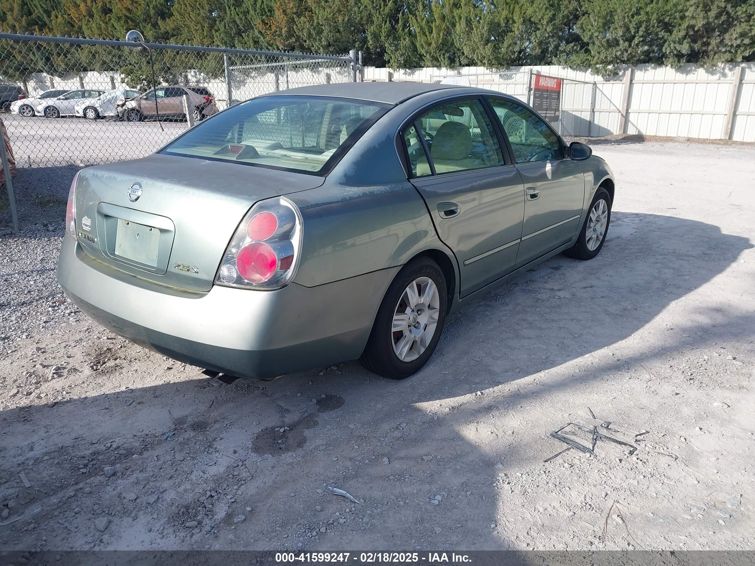 2005 Nissan Altima 2.5 S Green vin: 1N4AL11E75C952808