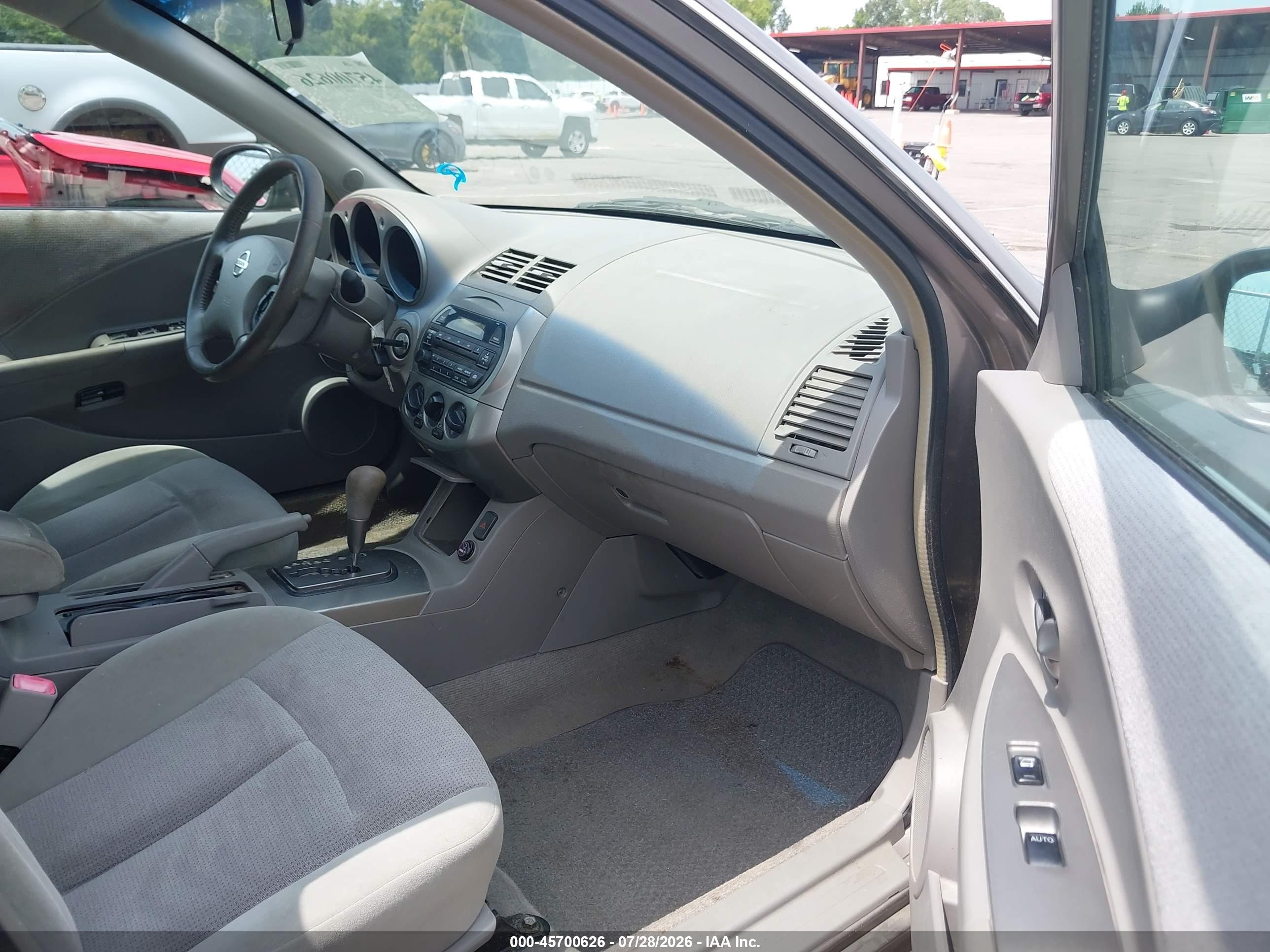 2003 Nissan Altima 2.5 S Brown vin: 1N4AL11E83C243401