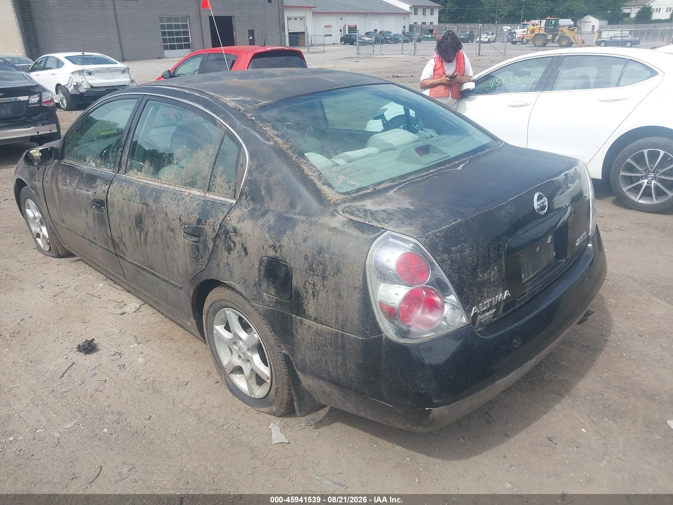 2005 Nissan Altima 2.5 S Black vin: 1N4AL11E85C334316