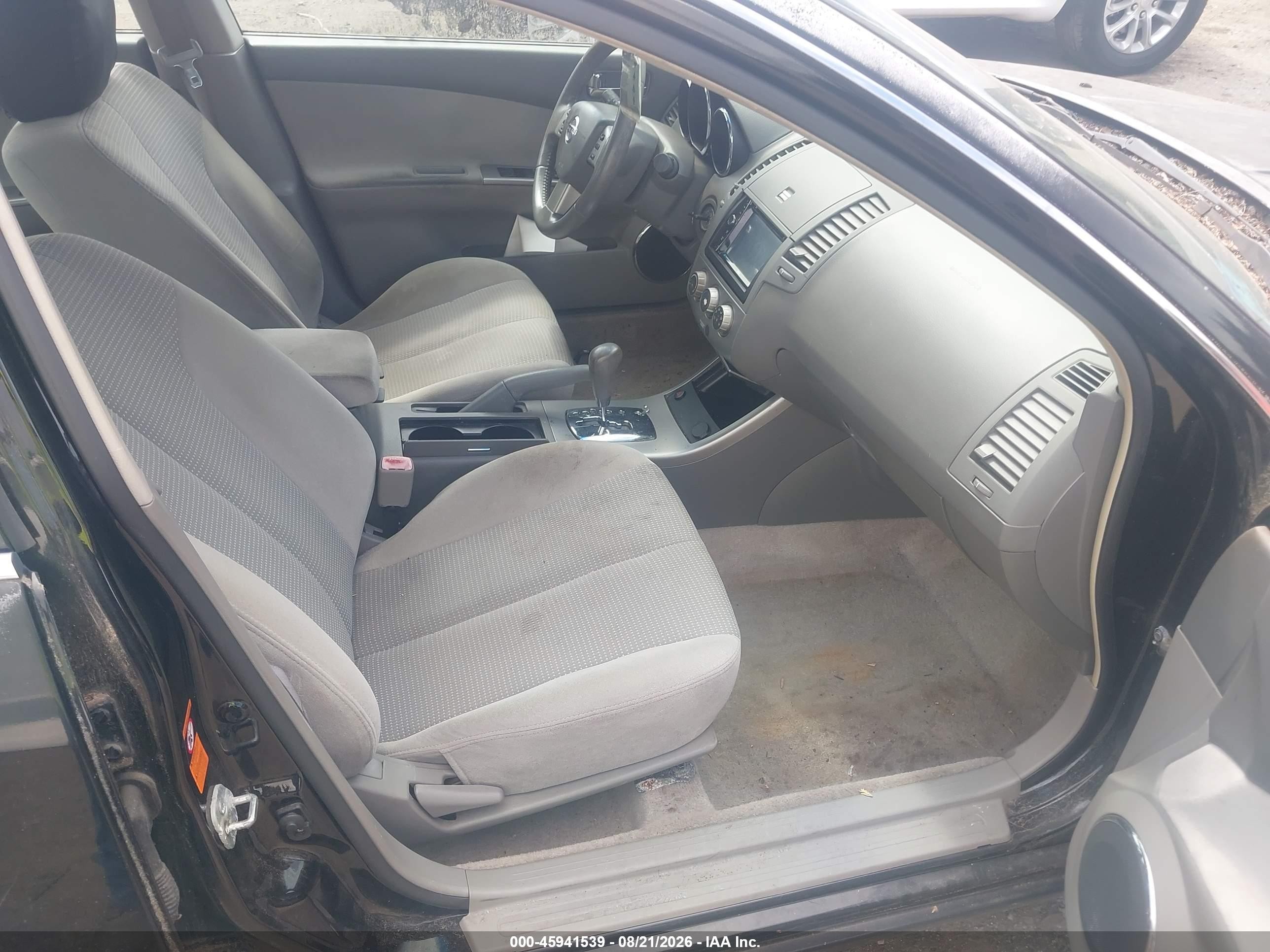 2005 Nissan Altima 2.5 S Black vin: 1N4AL11E85C334316