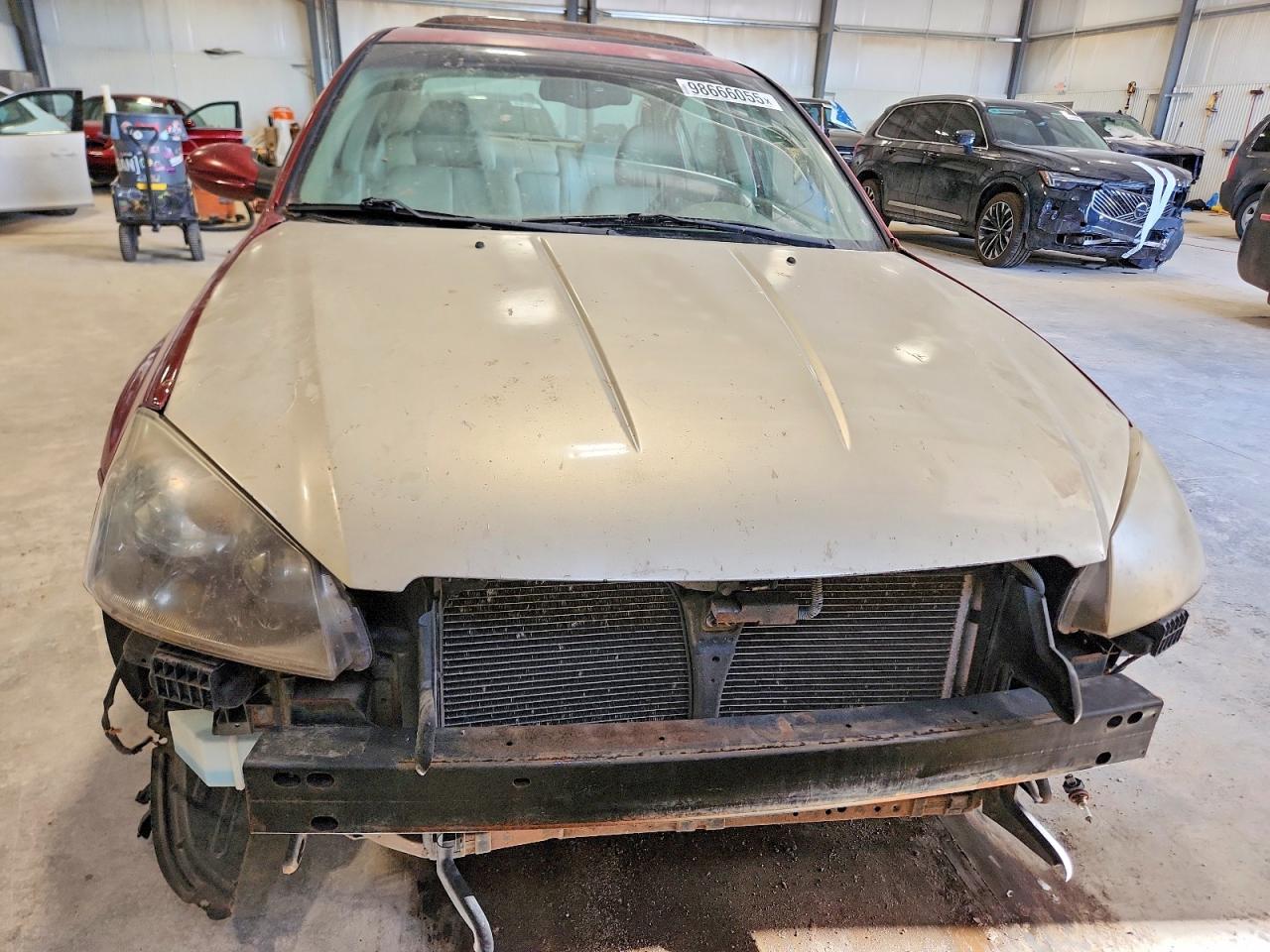 2005 Nissan Altima S Burgundy vin: 1N4AL11E85C339001