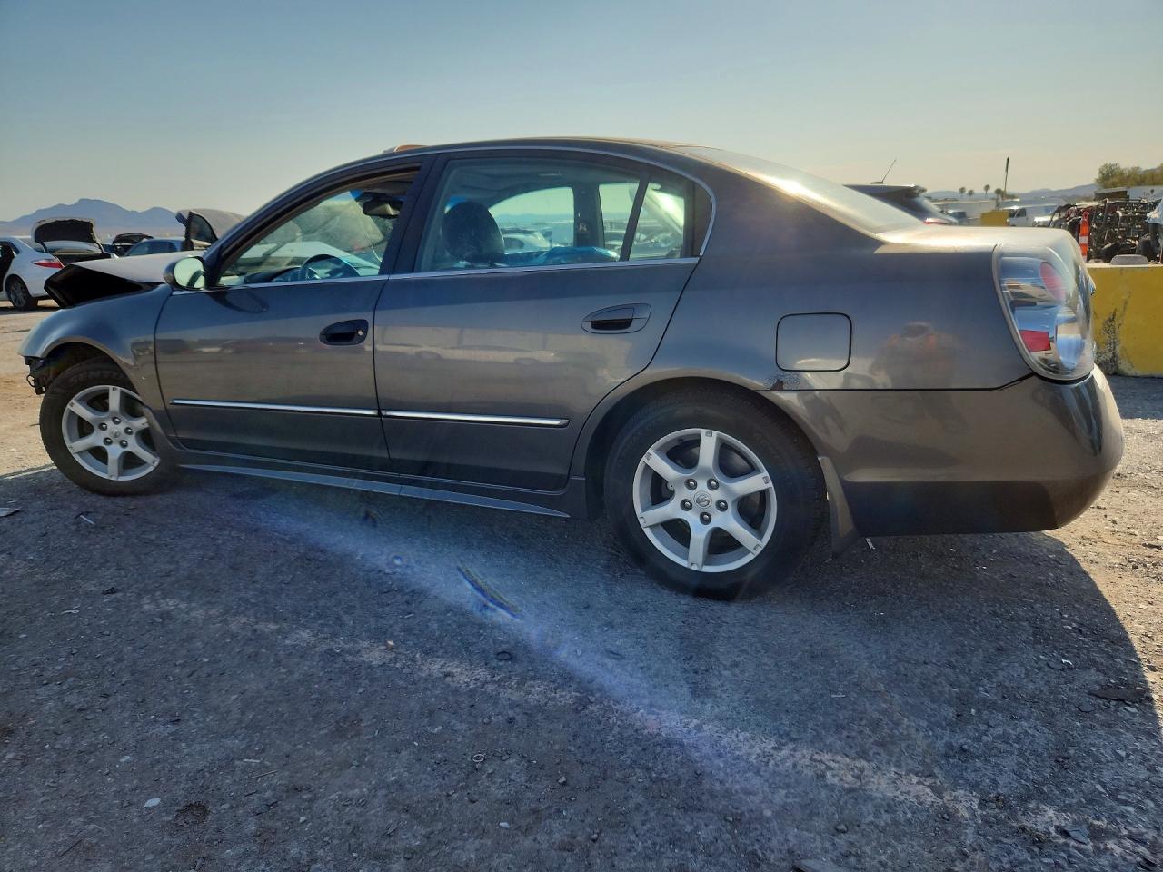 2005 Nissan Altima 2.5 Gray vin: 1N4AL11E85C350547