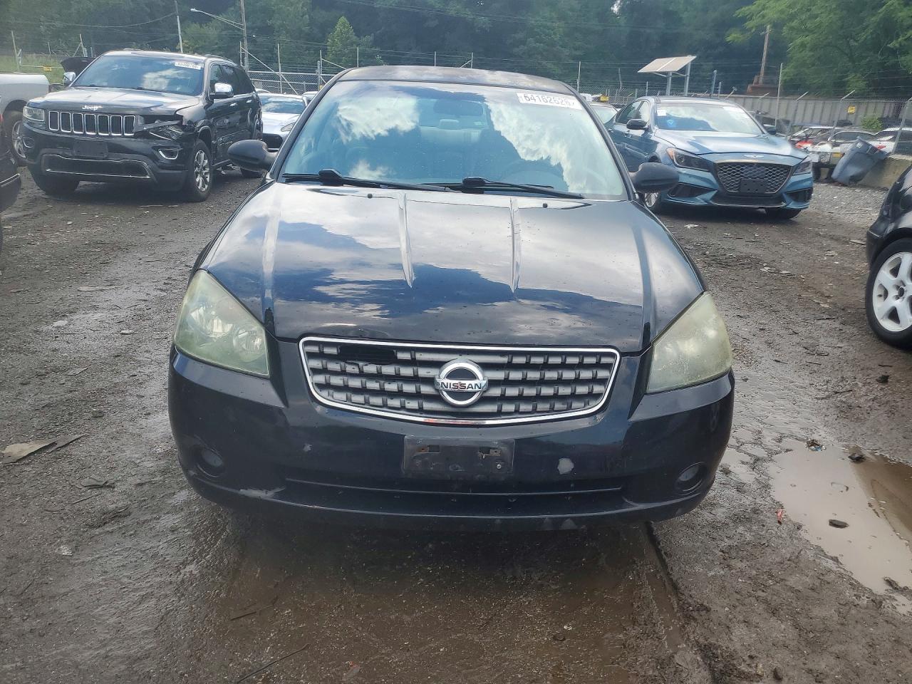 2005 Nissan Altima 2.5 Black vin: 1N4AL11E85C385749