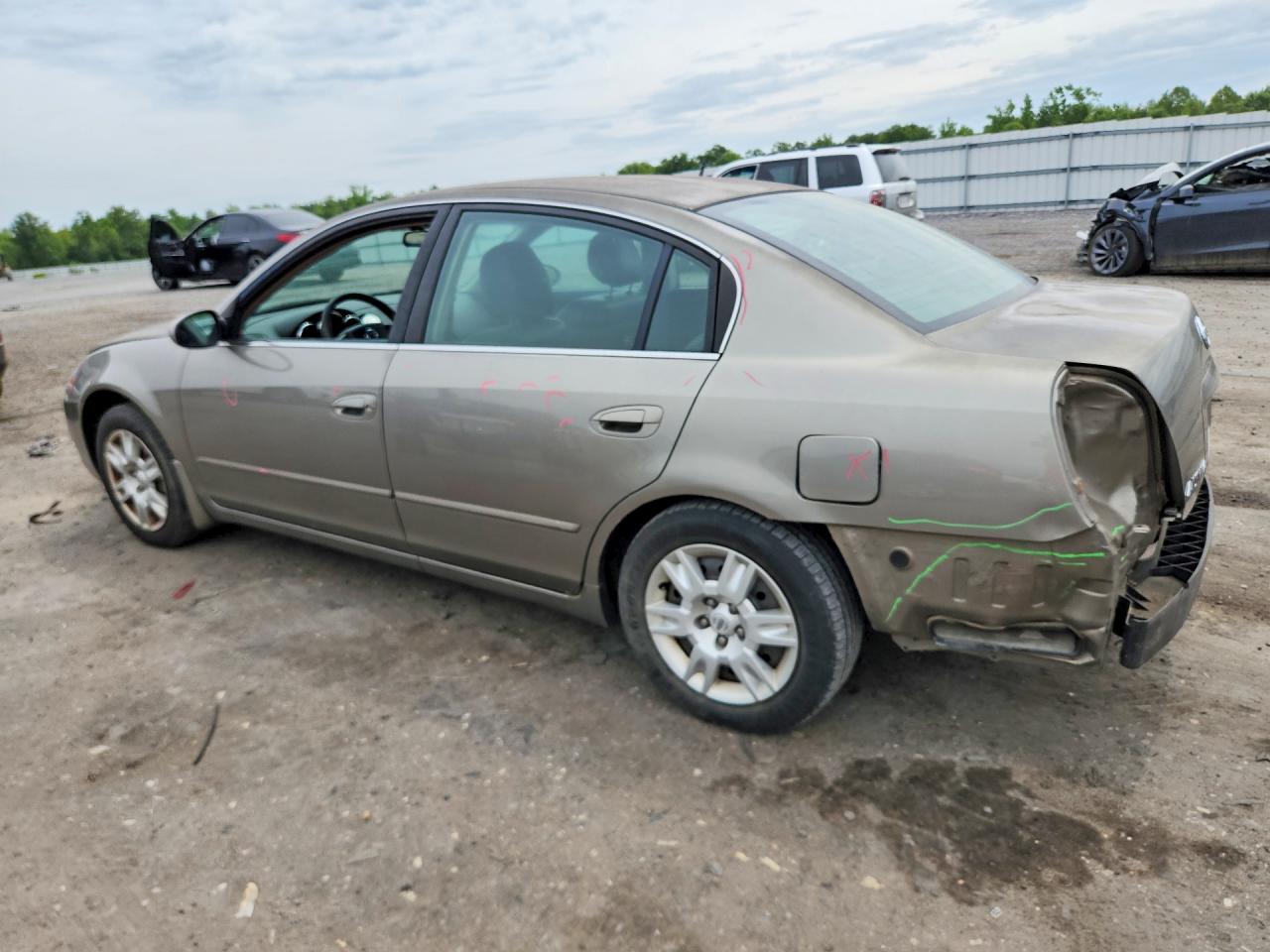 2006 Nissan Altima 2.5 S Beige vin: 1N4AL11E86C134764