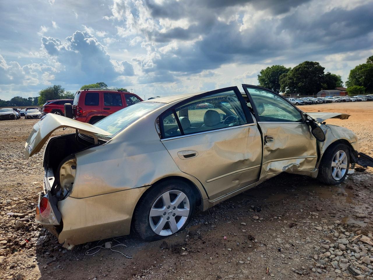 2003 Nissan Altima Base/s/sl Gold vin: 1N4AL11E93C254052