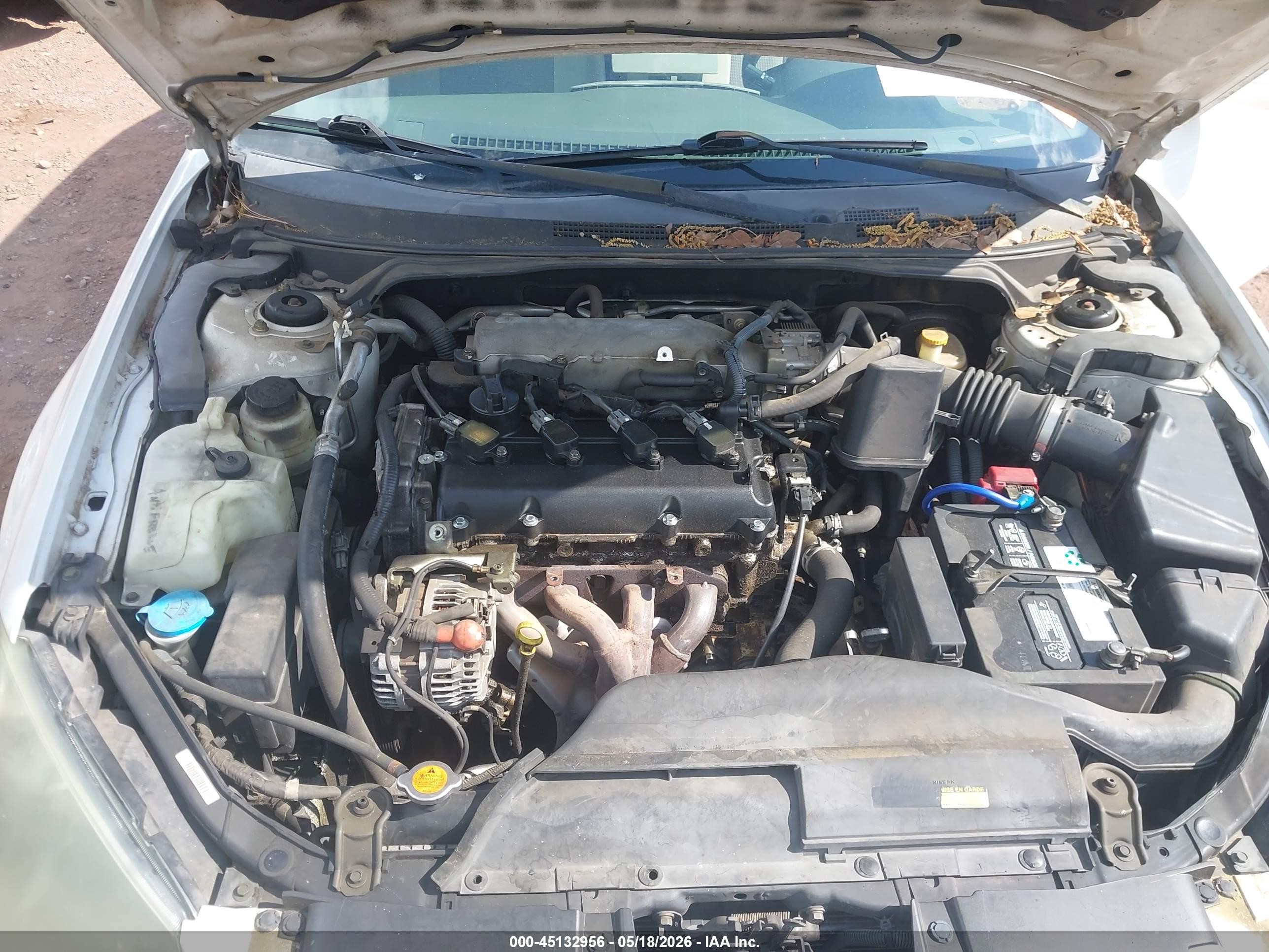 2005 Nissan Altima 2.5 S Белый vin: 1N4AL11E95C953782