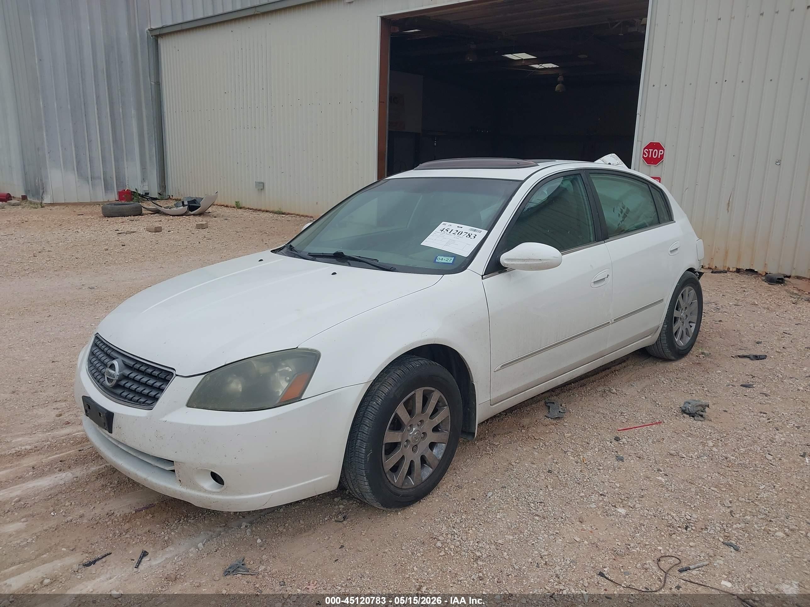 2005 Nissan Altima 2.5 S White vin: 1N4AL11EX5C310924