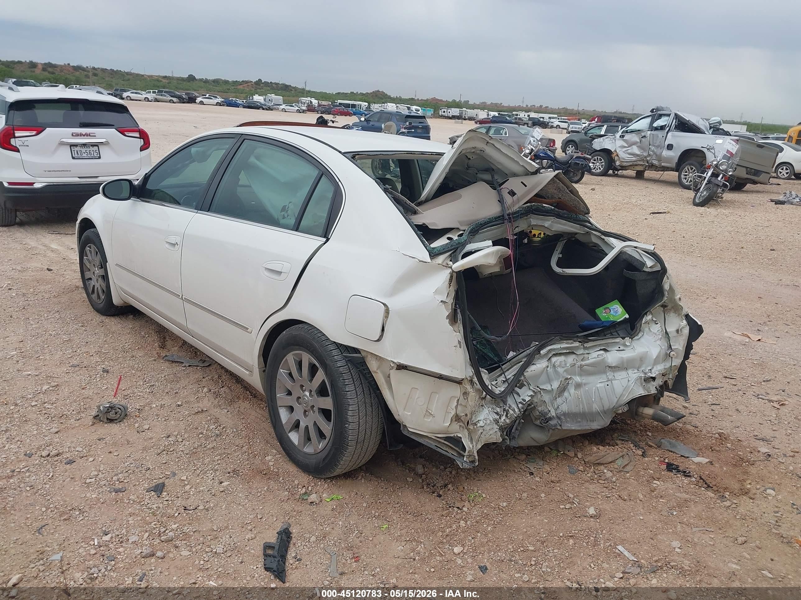 2005 Nissan Altima 2.5 S White vin: 1N4AL11EX5C310924