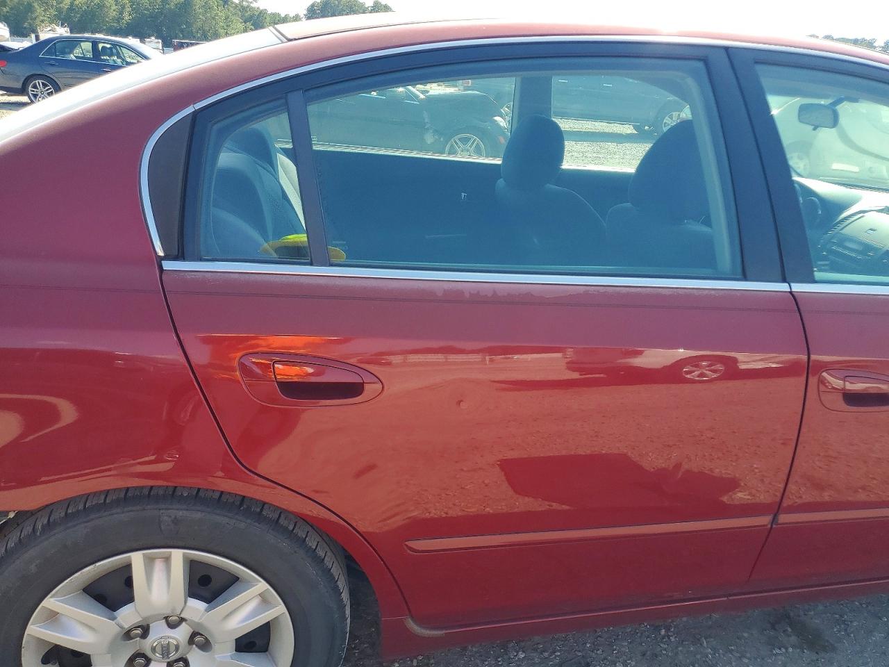 2005 Nissan Altima 2.5 Бордовый vin: 1N4AL11EX5C359220
