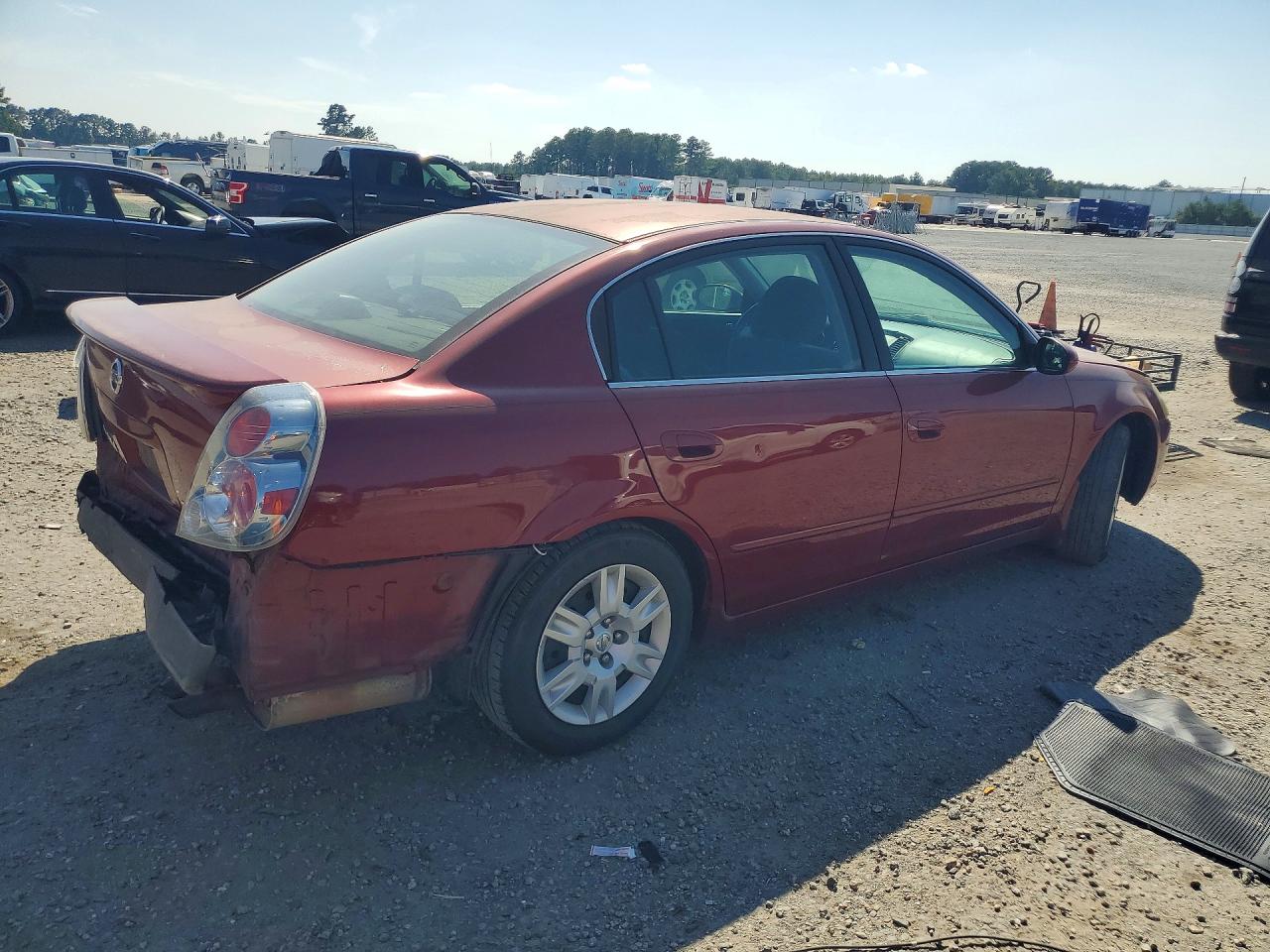 2005 Nissan Altima 2.5 Бордовый vin: 1N4AL11EX5C359220