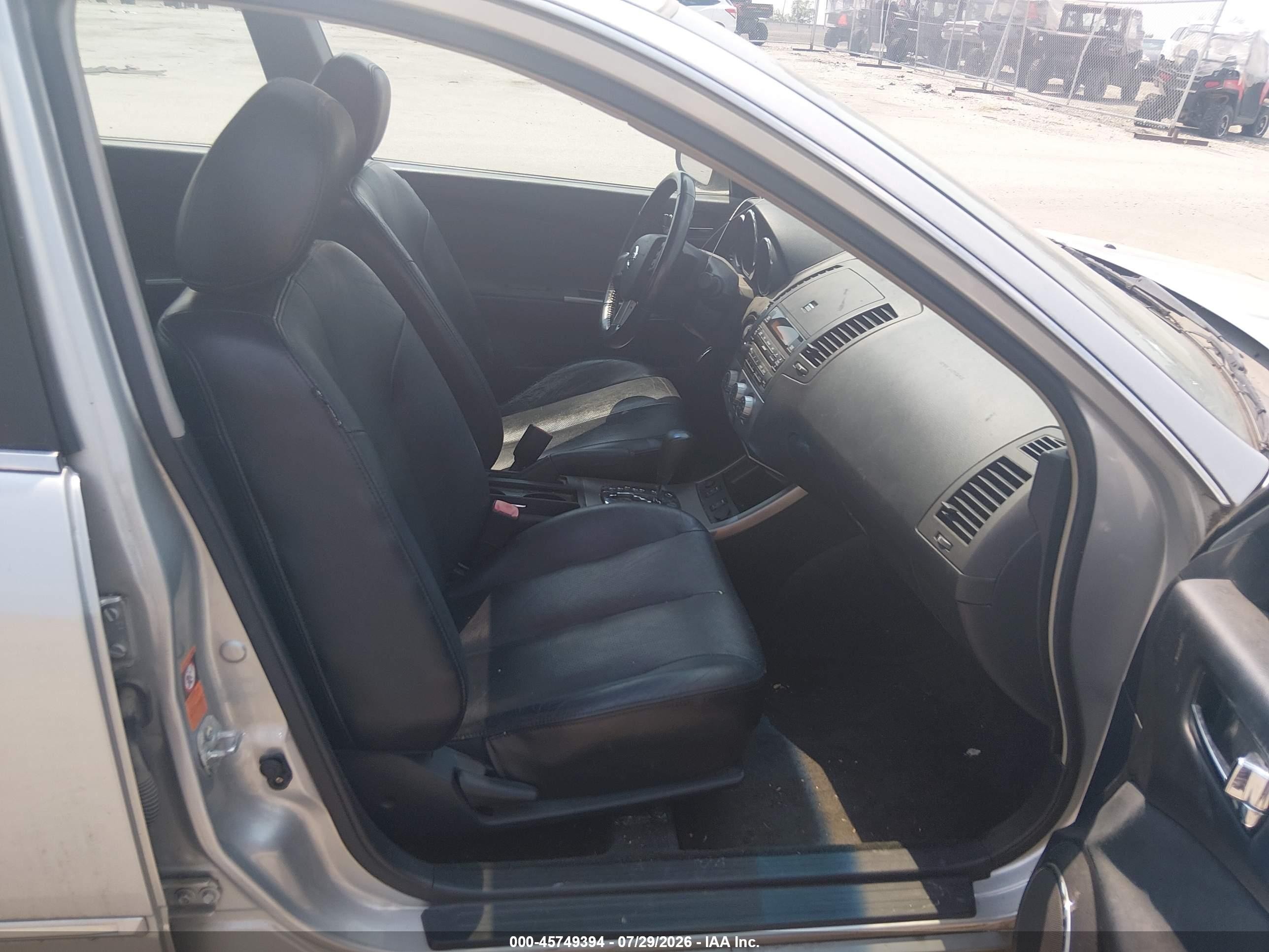 2005 Nissan Altima 2.5 S Silver vin: 1N4AL11EX5C394419