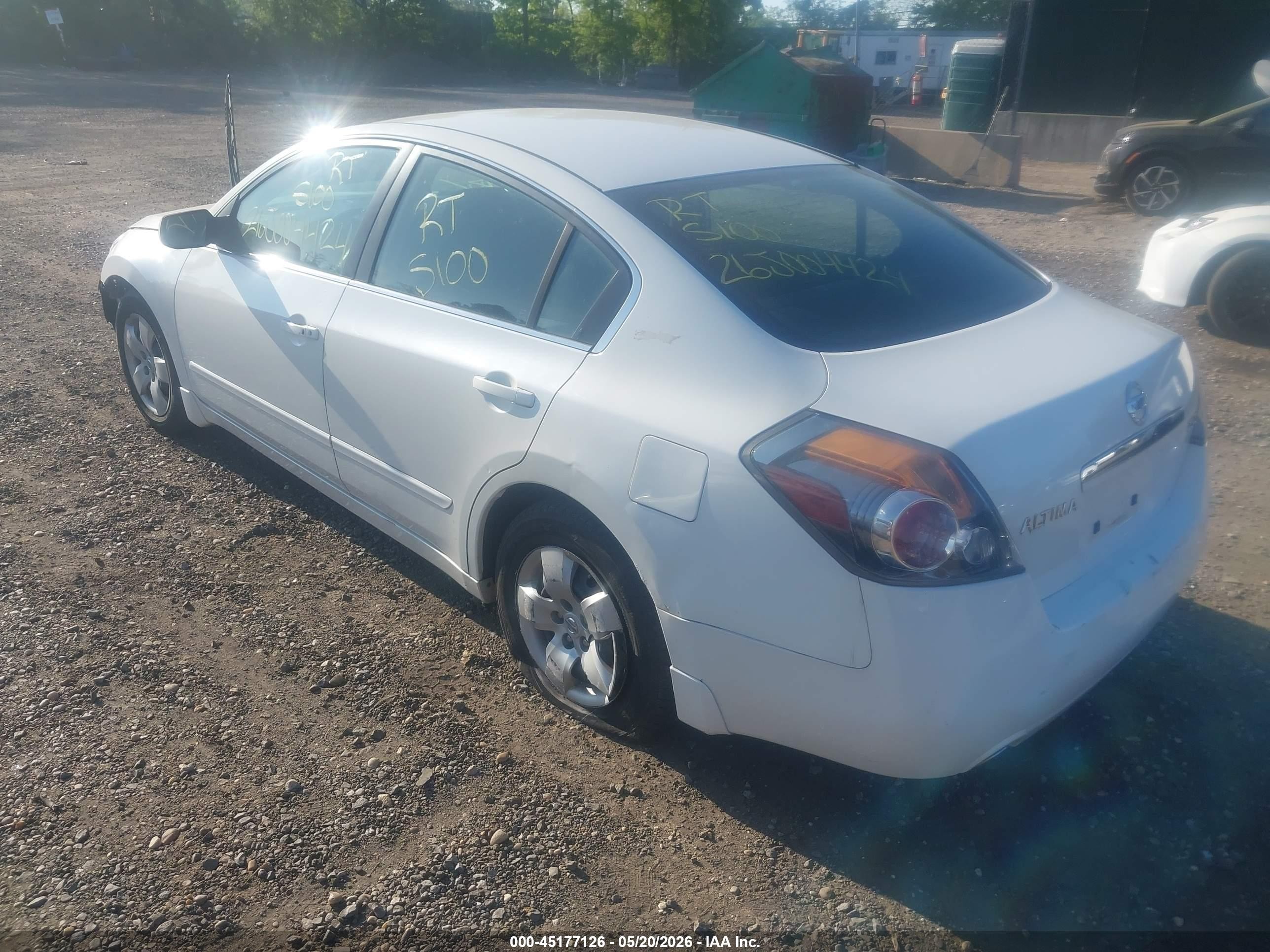 2007 Nissan Altima 2.5 S White vin: 1N4AL21E07C138377