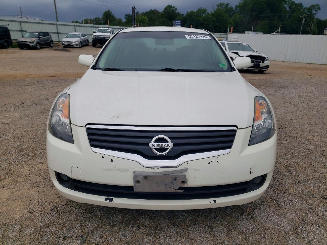 2007 Nissan Altima 2.5 White vin: 1N4AL21E07N404405