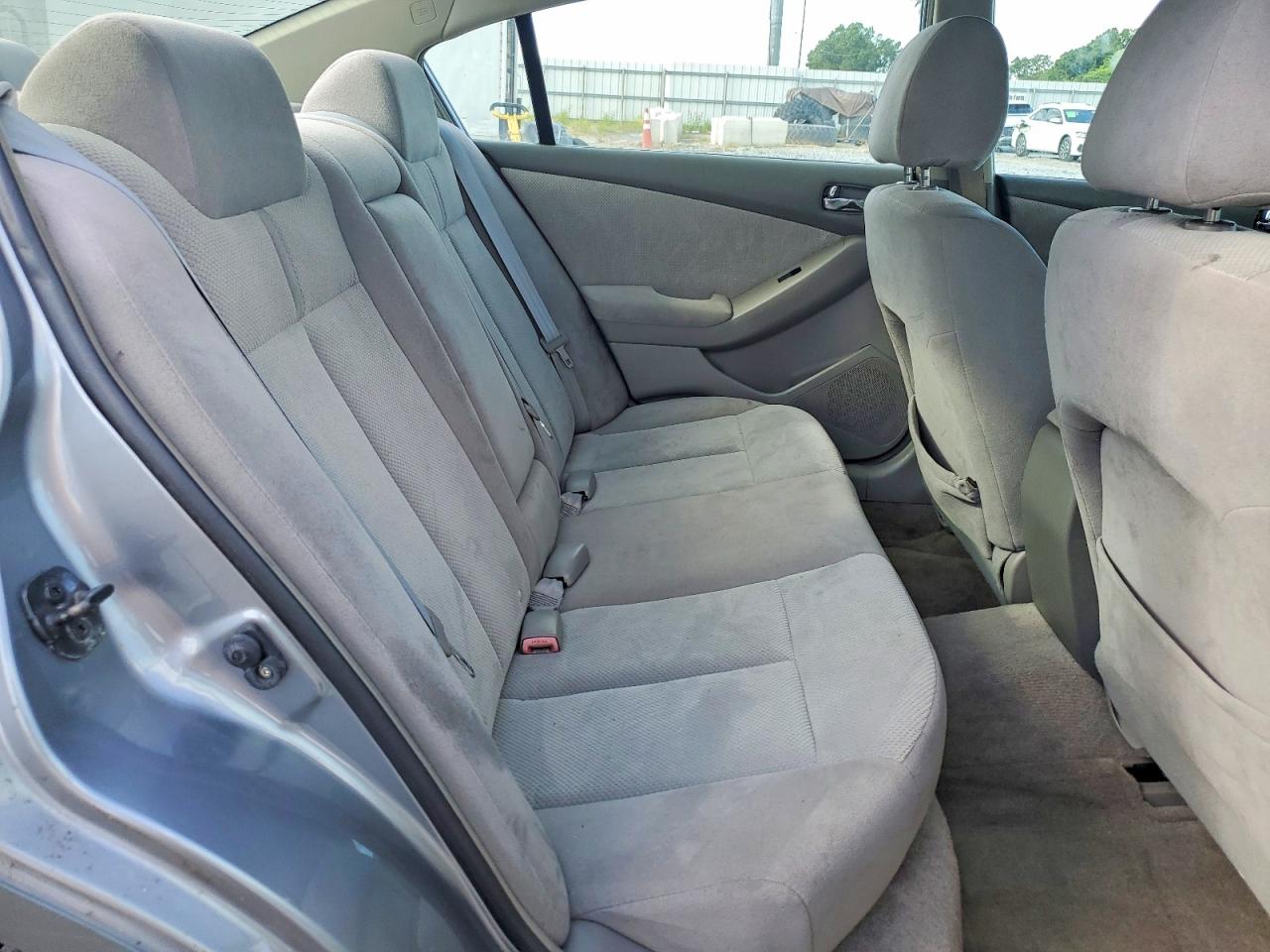 2007 Nissan Altima 2.5 Silver vin: 1N4AL21E07N429725