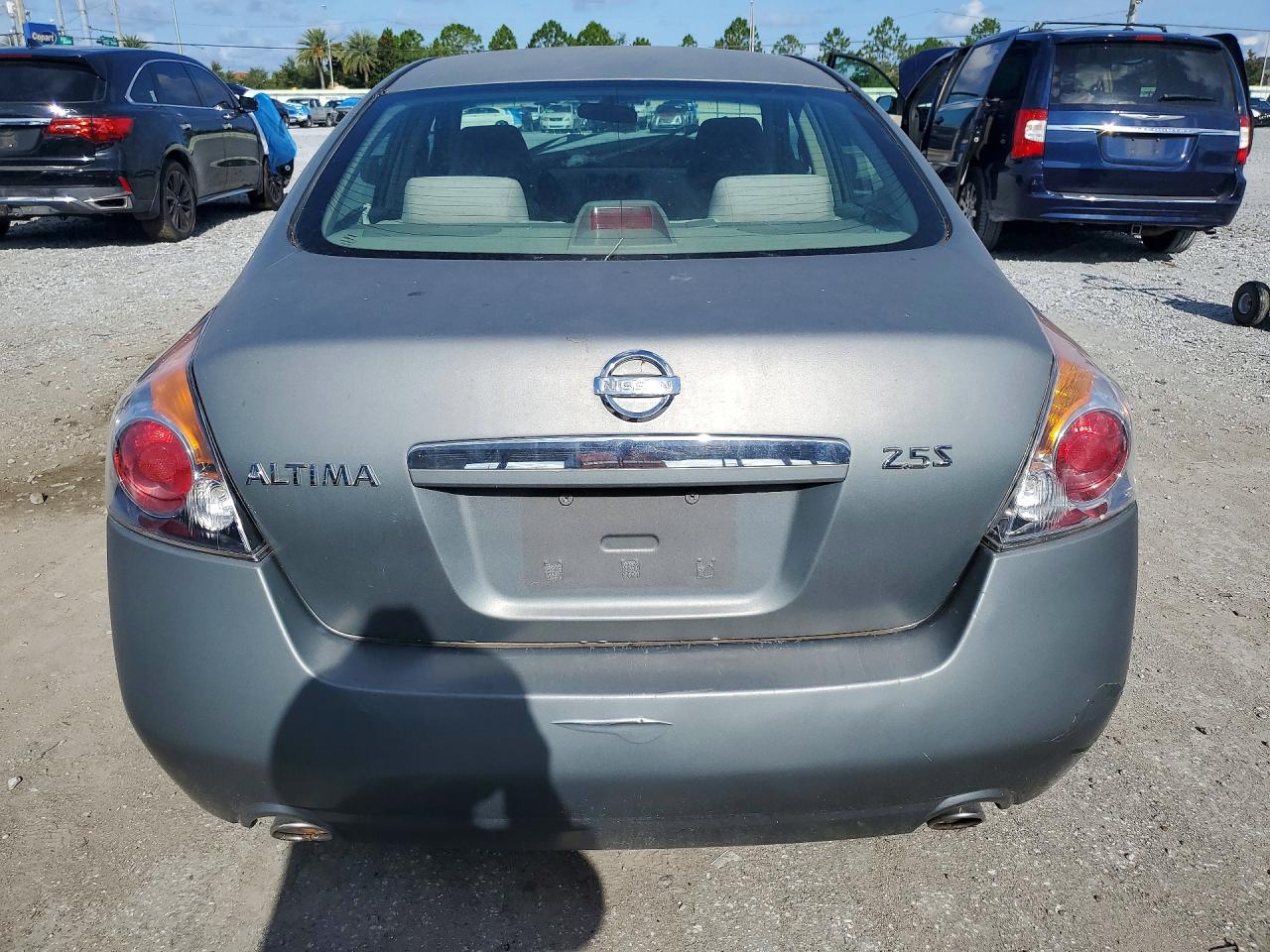 2007 Nissan Altima 2.5 Silver vin: 1N4AL21E07N429725