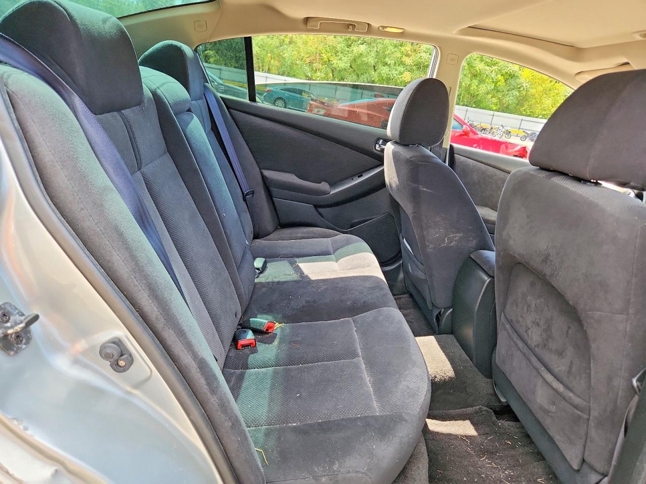 2007 Nissan Altima 2.5 Silver vin: 1N4AL21E07N438781