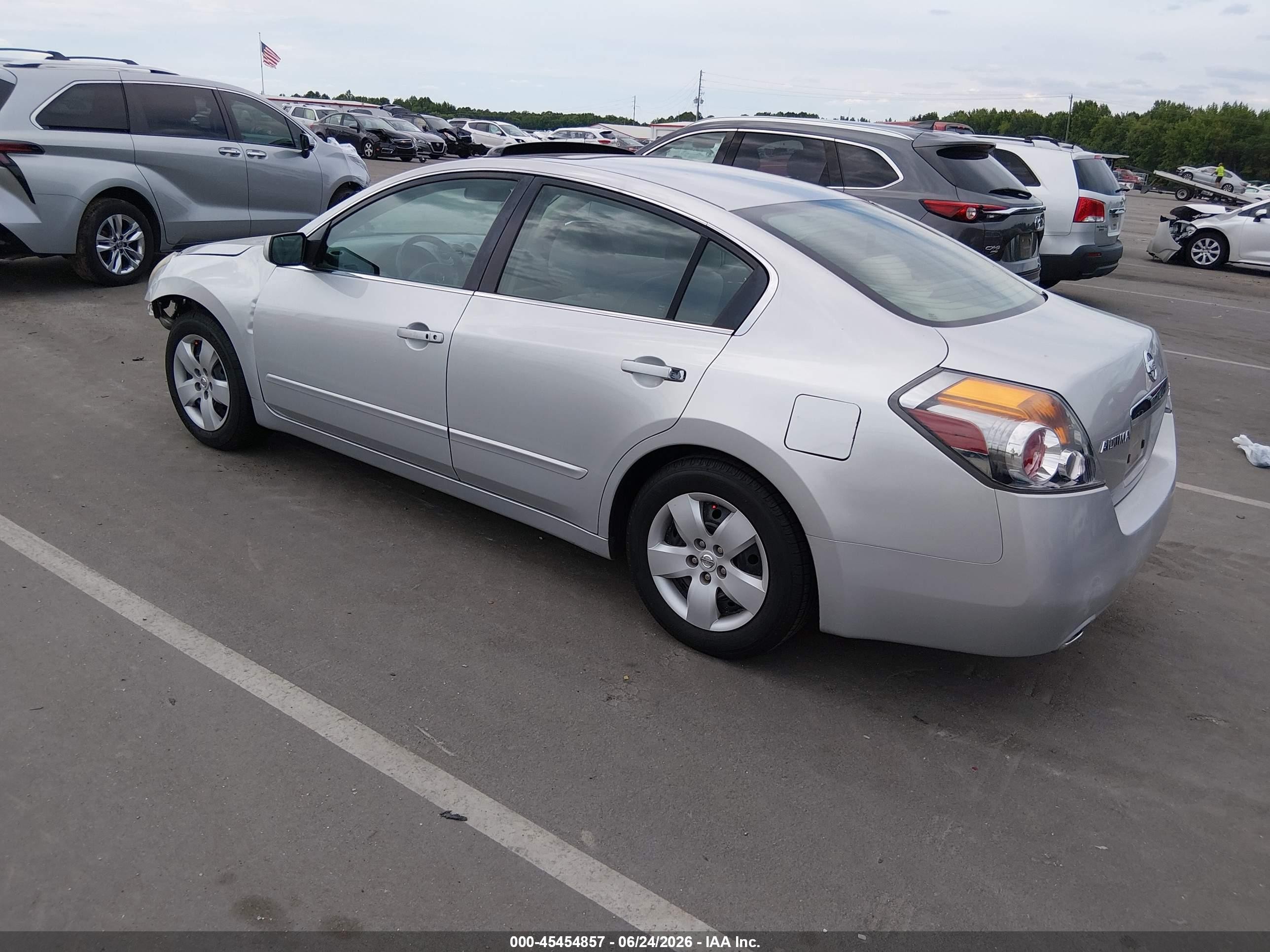 2007 Nissan Altima 2.5 S Silver vin: 1N4AL21E07N440000