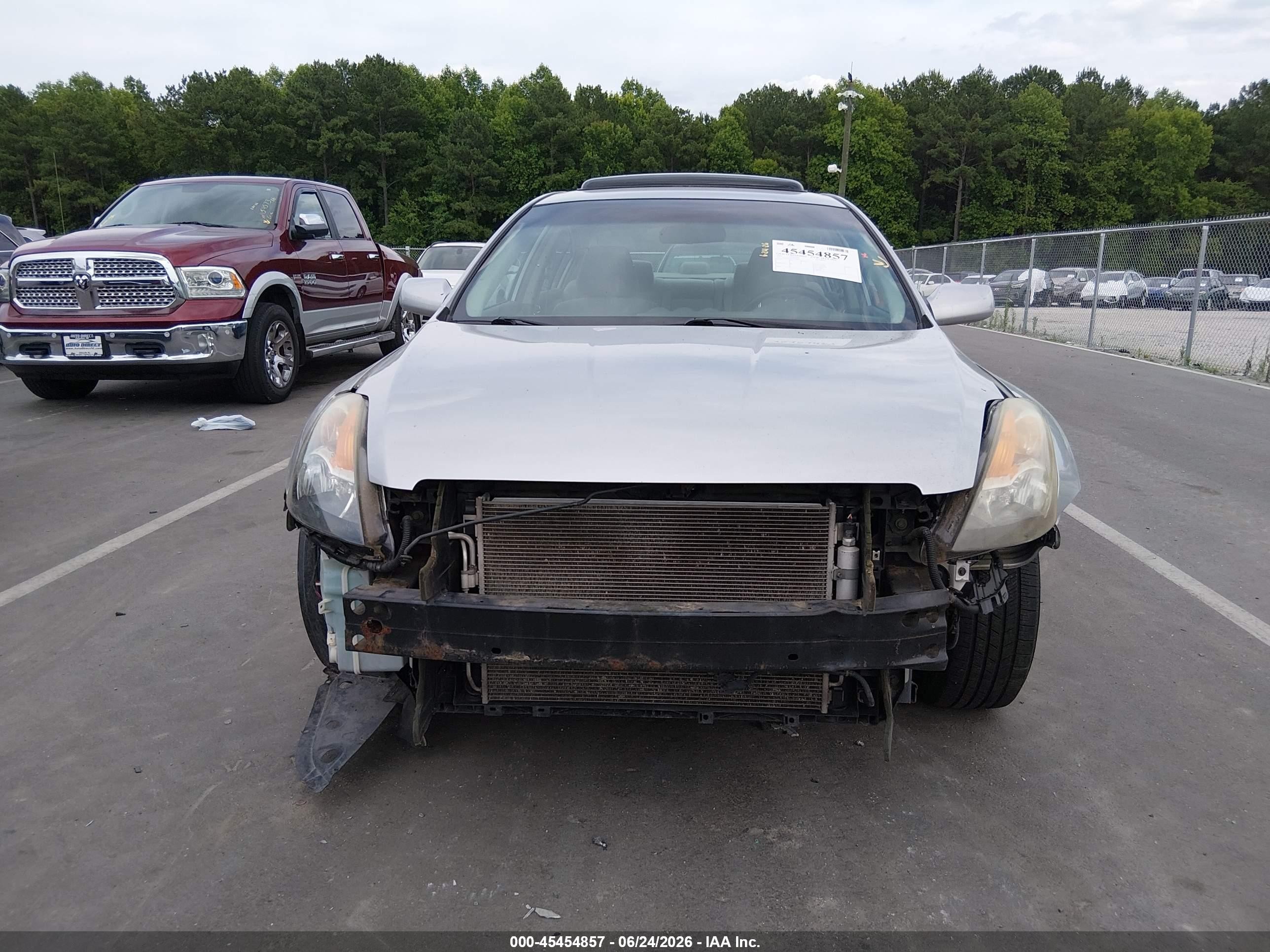 2007 Nissan Altima 2.5 S Silver vin: 1N4AL21E07N440000