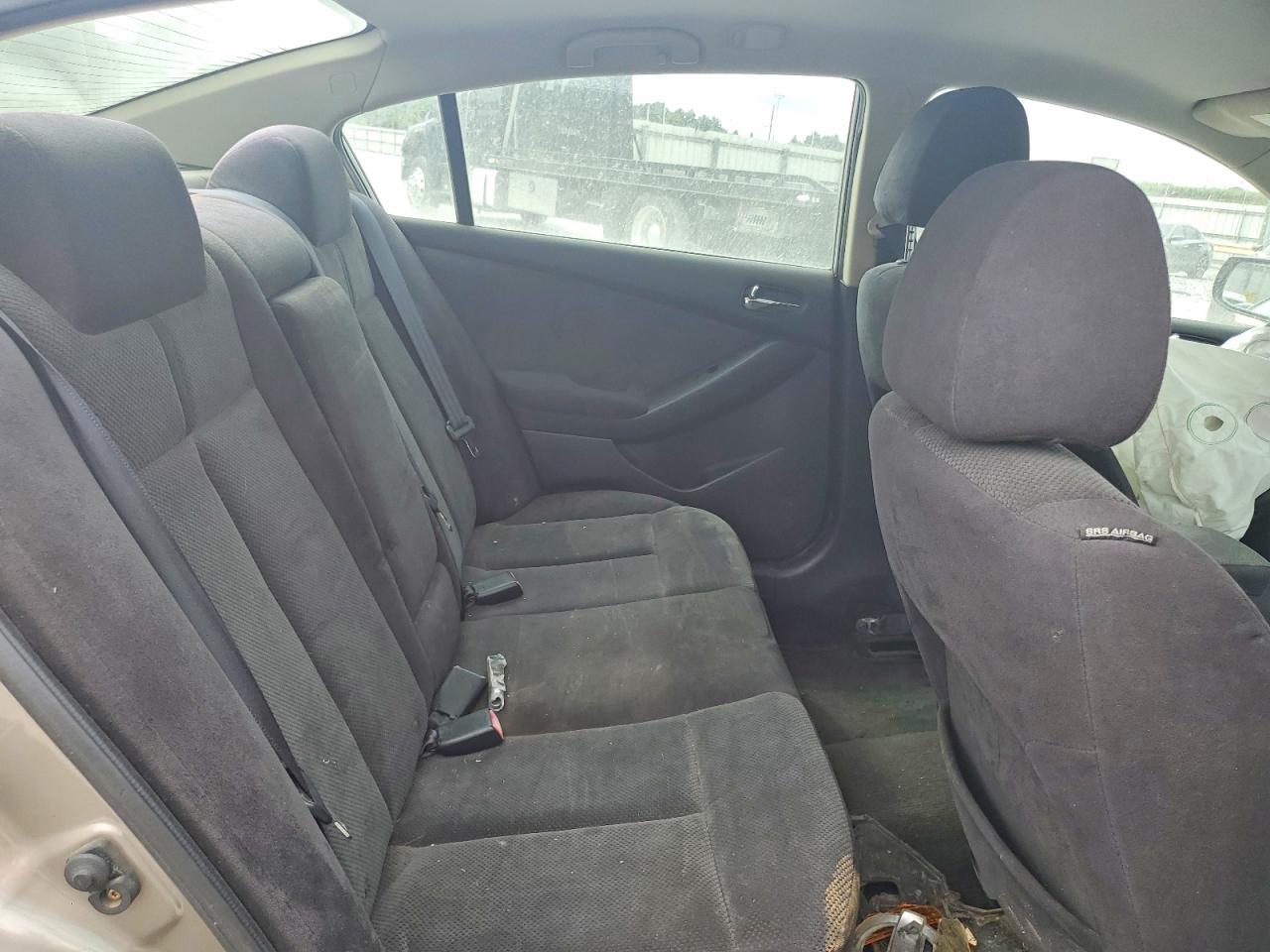 2007 Nissan Altima 2.5 Gold vin: 1N4AL21E07N463308