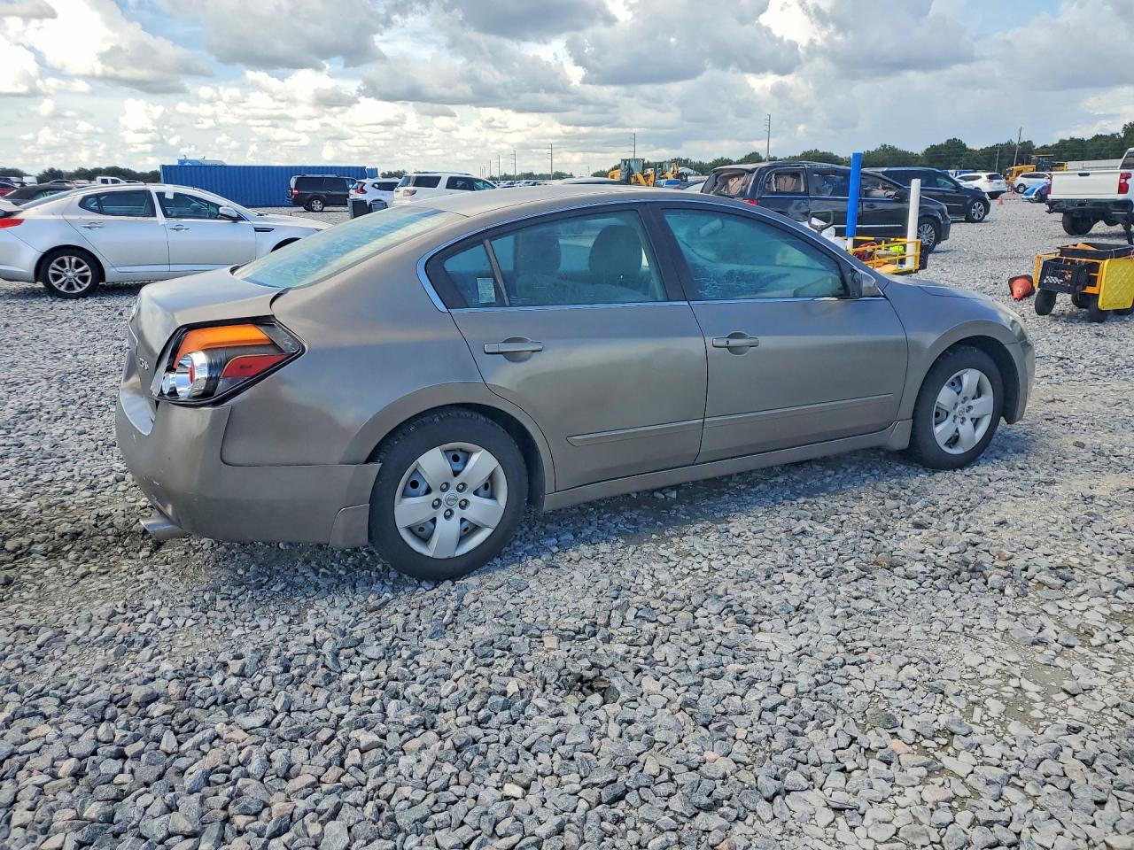 2007 Nissan Altima 2.5 Tan vin: 1N4AL21E07N478892