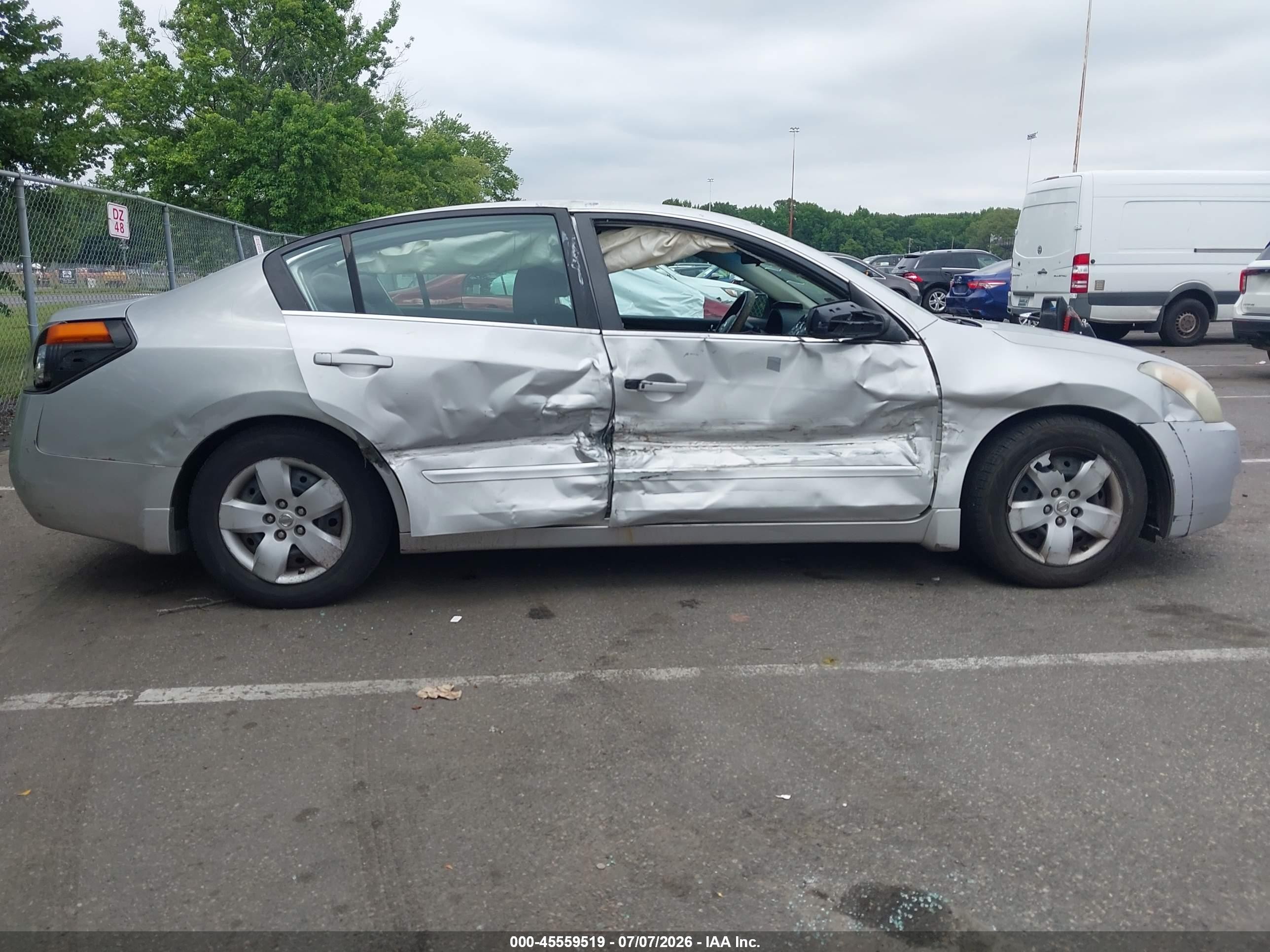 2008 Nissan Altima 2.5 S Silver vin: 1N4AL21E08N408360