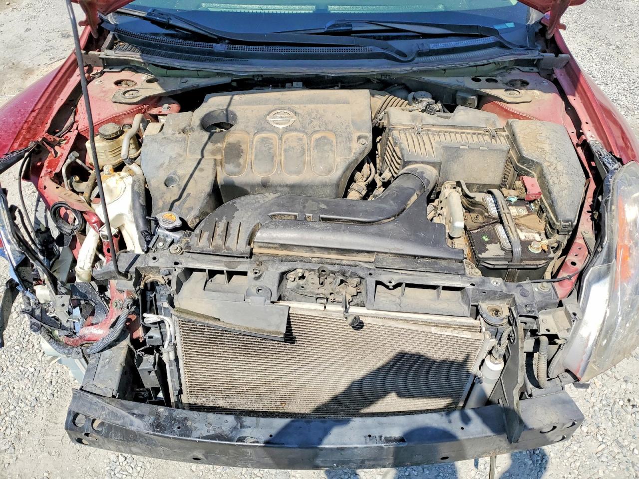 2008 Nissan Altima 2.5 Red vin: 1N4AL21E08N442072