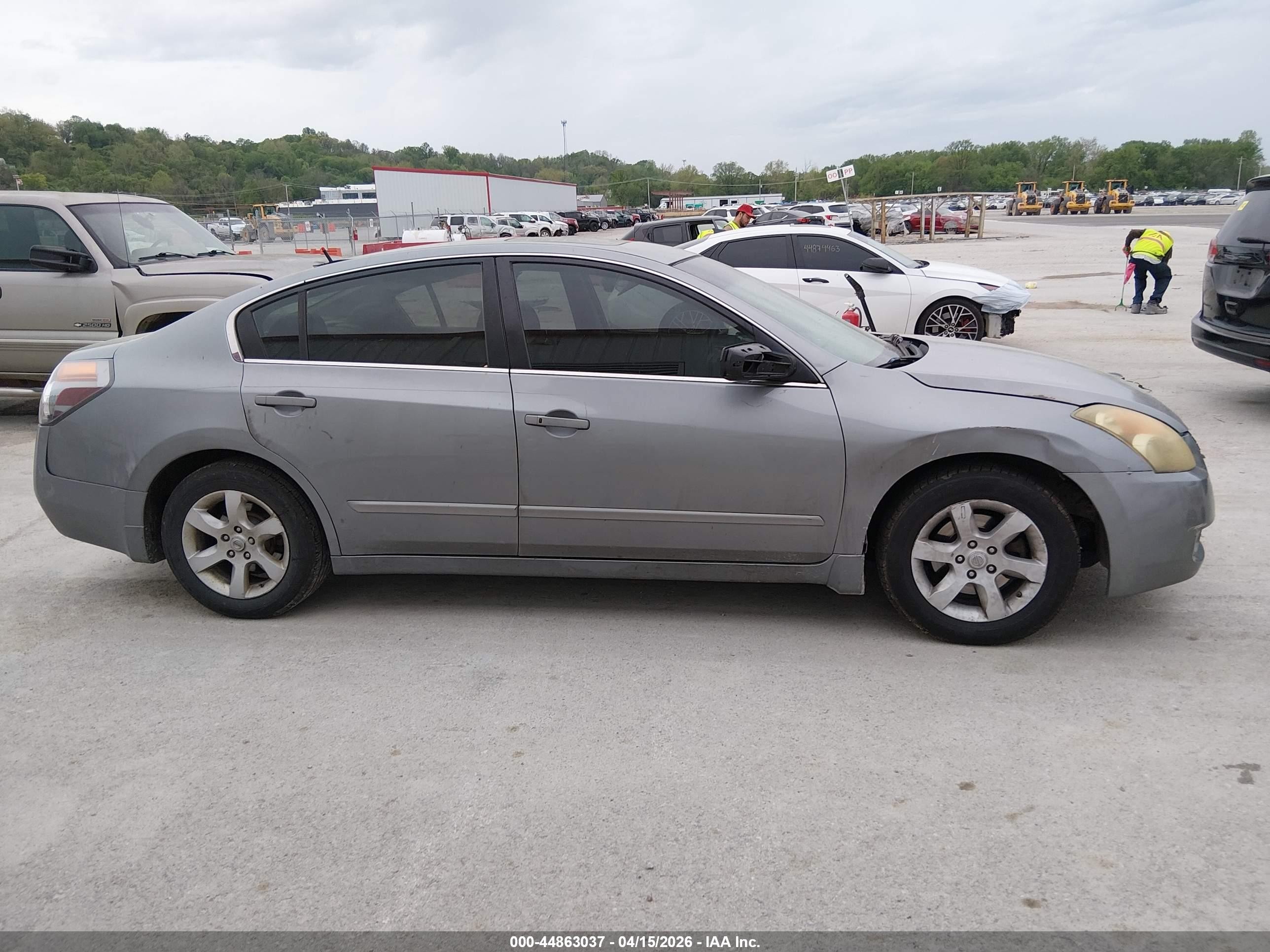 2009 Nissan Altima 2.5 S Silver vin: 1N4AL21E09C170541