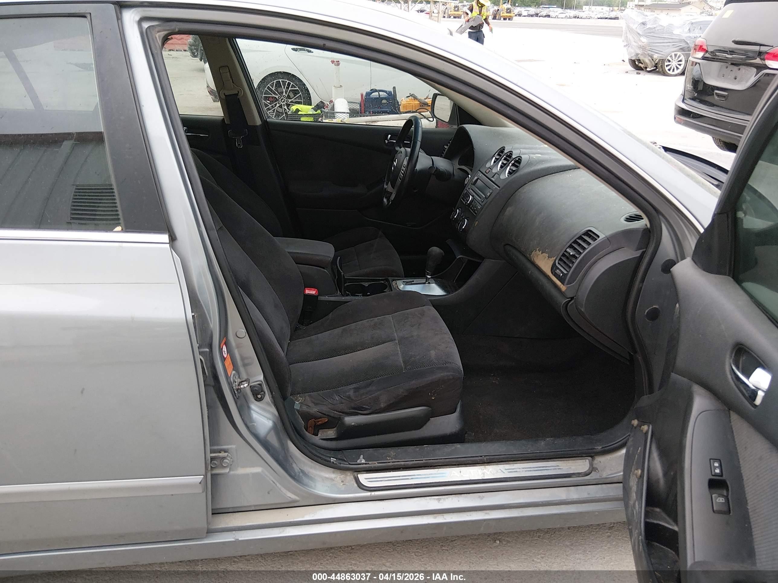 2009 Nissan Altima 2.5 S Silver vin: 1N4AL21E09C170541