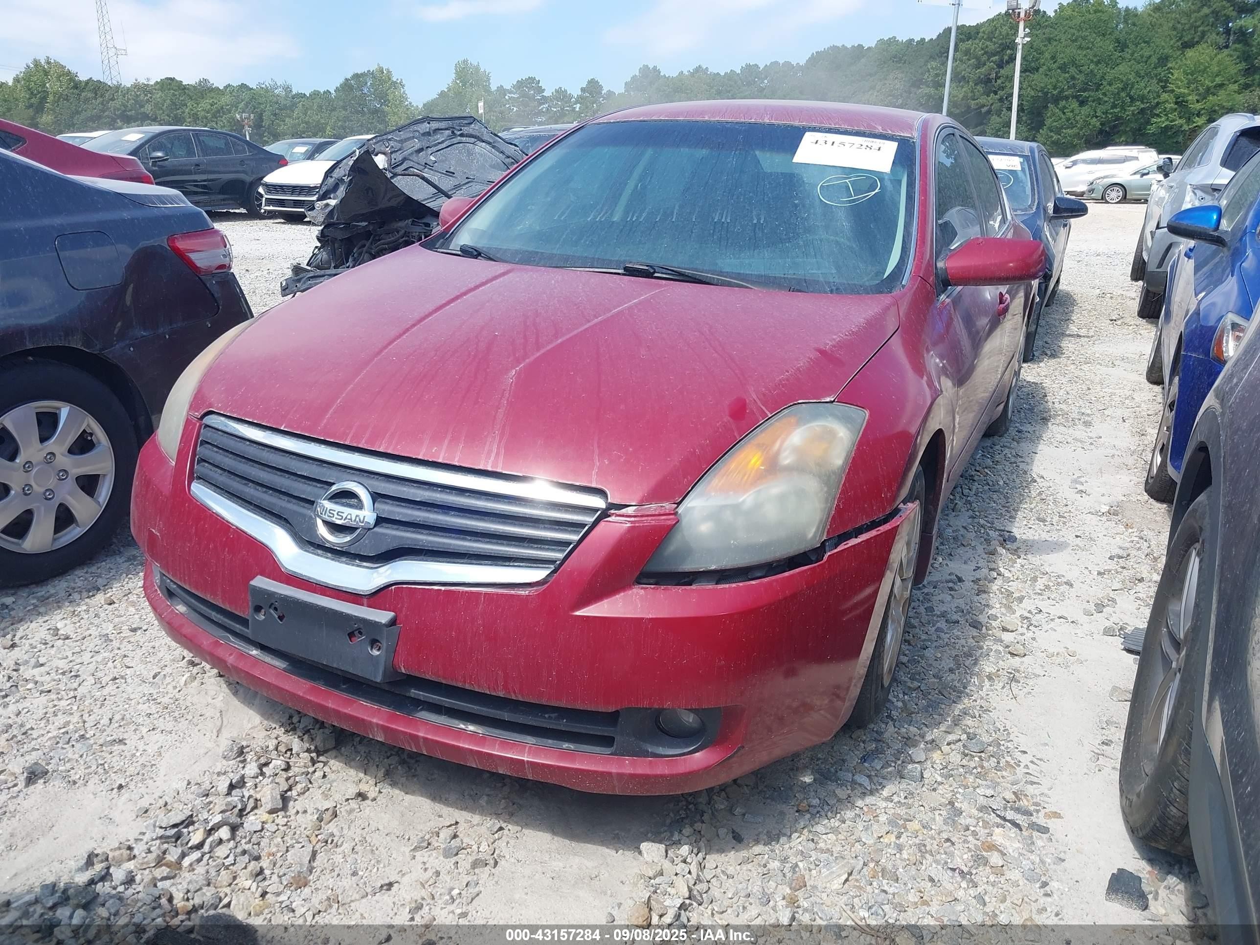 2009 Nissan Altima 2.5 S Red vin: 1N4AL21E09N404648