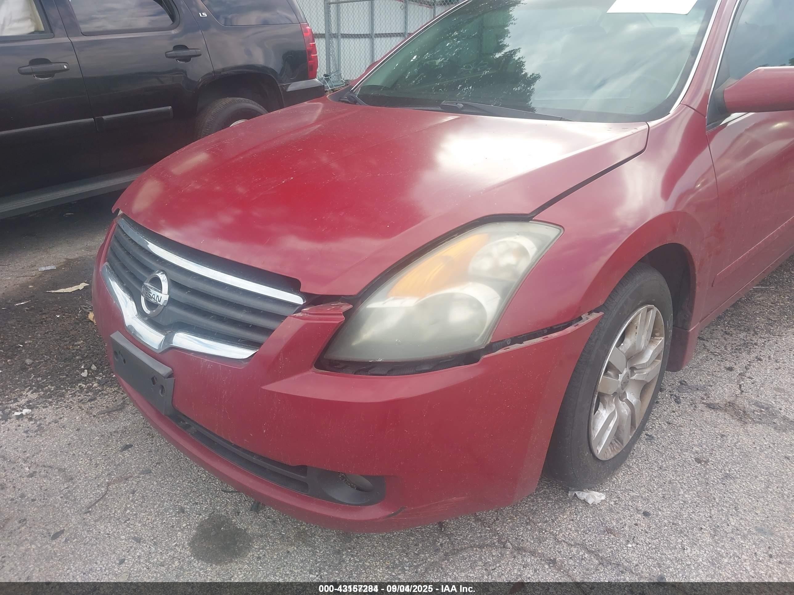 2009 Nissan Altima 2.5 S Red vin: 1N4AL21E09N404648