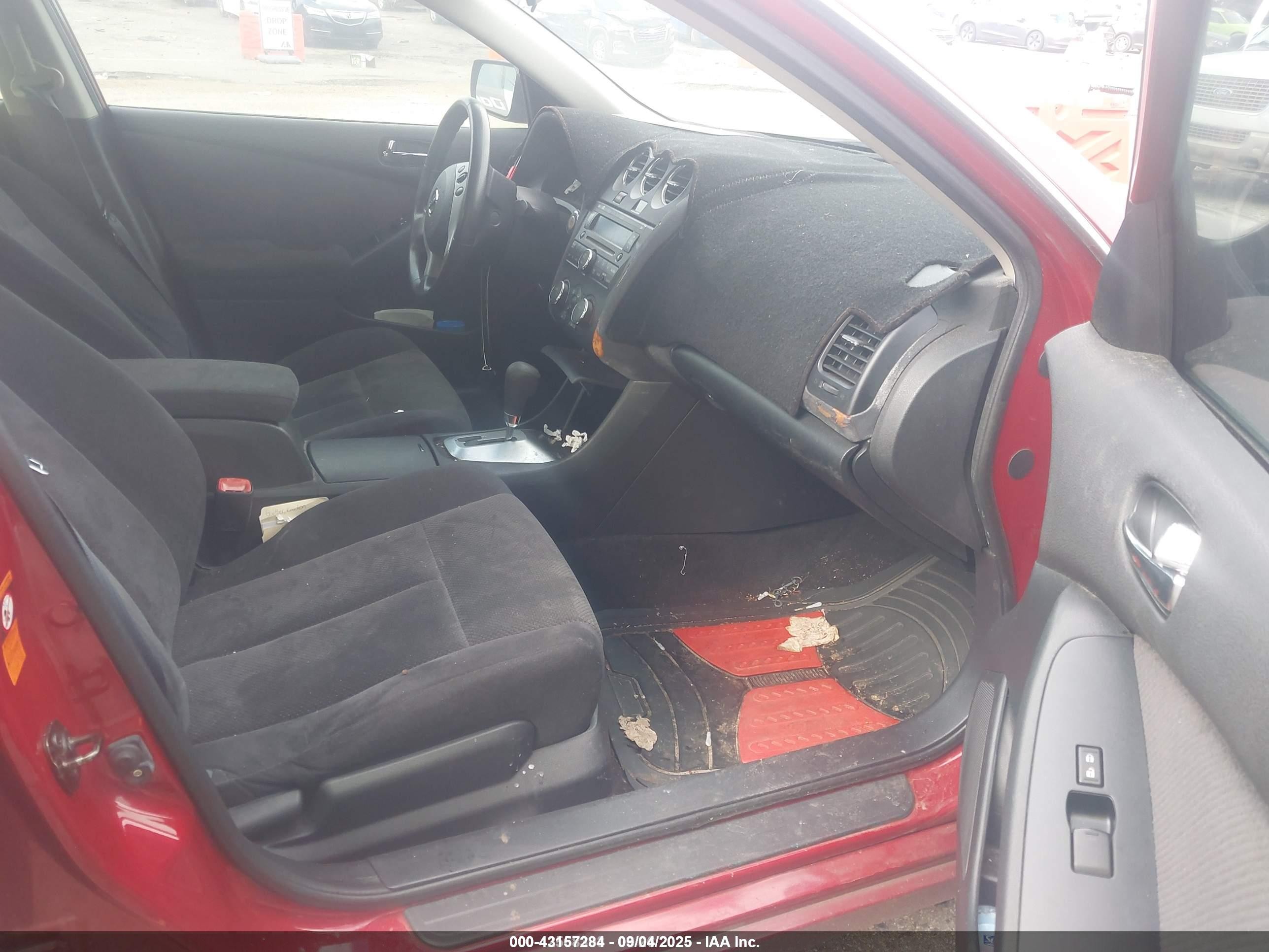 2009 Nissan Altima 2.5 S Red vin: 1N4AL21E09N404648