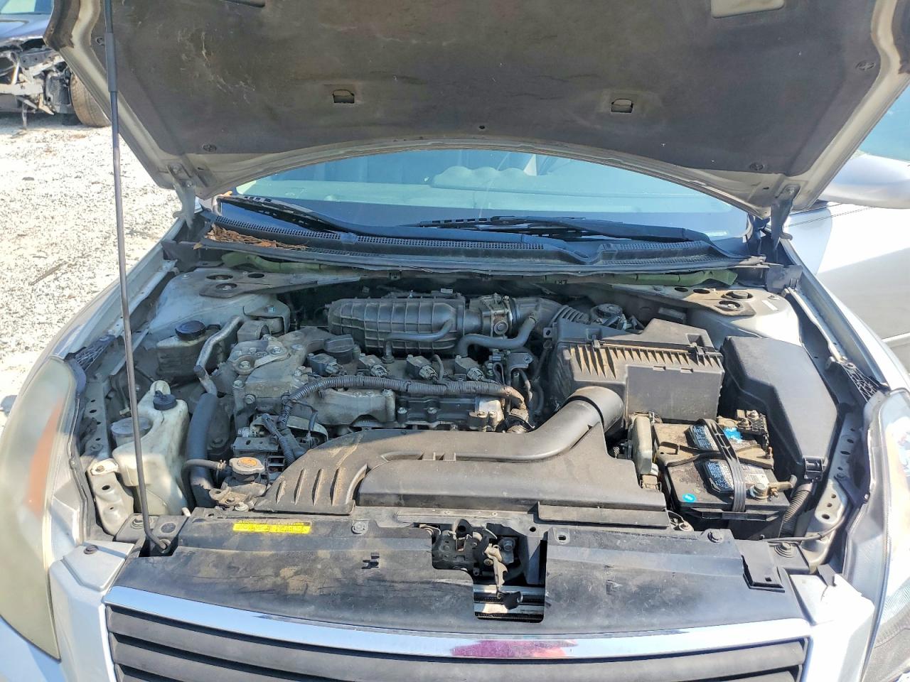 2009 Nissan Altima 2.5 Silver vin: 1N4AL21E09N440002