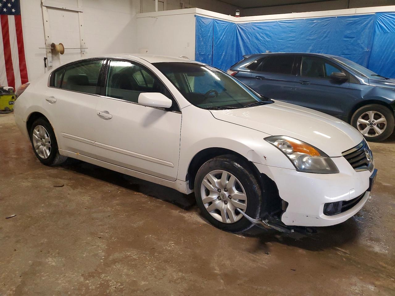 2009 Nissan Altima 2.5 White vin: 1N4AL21E09N447287