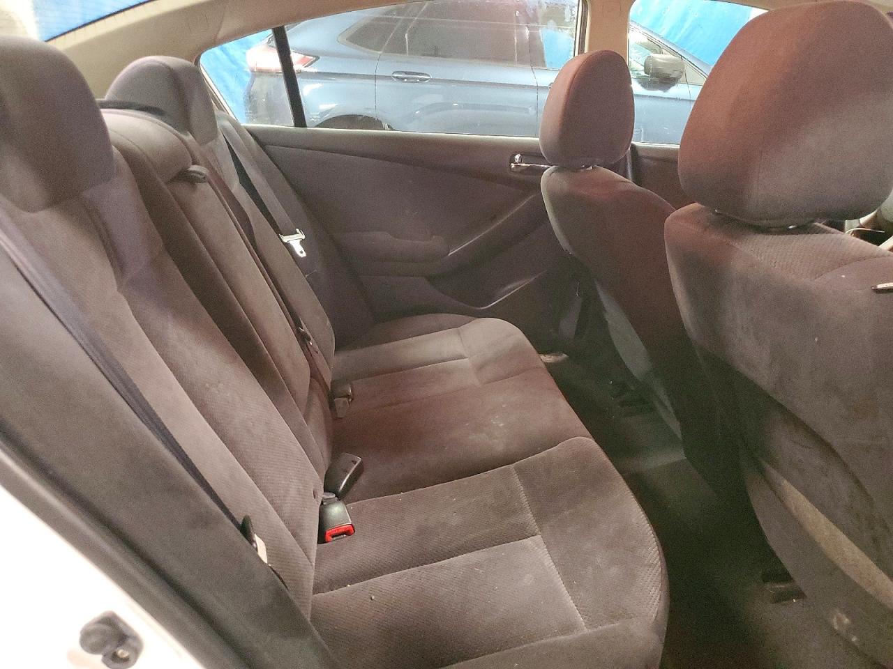 2009 Nissan Altima 2.5 White vin: 1N4AL21E09N447287