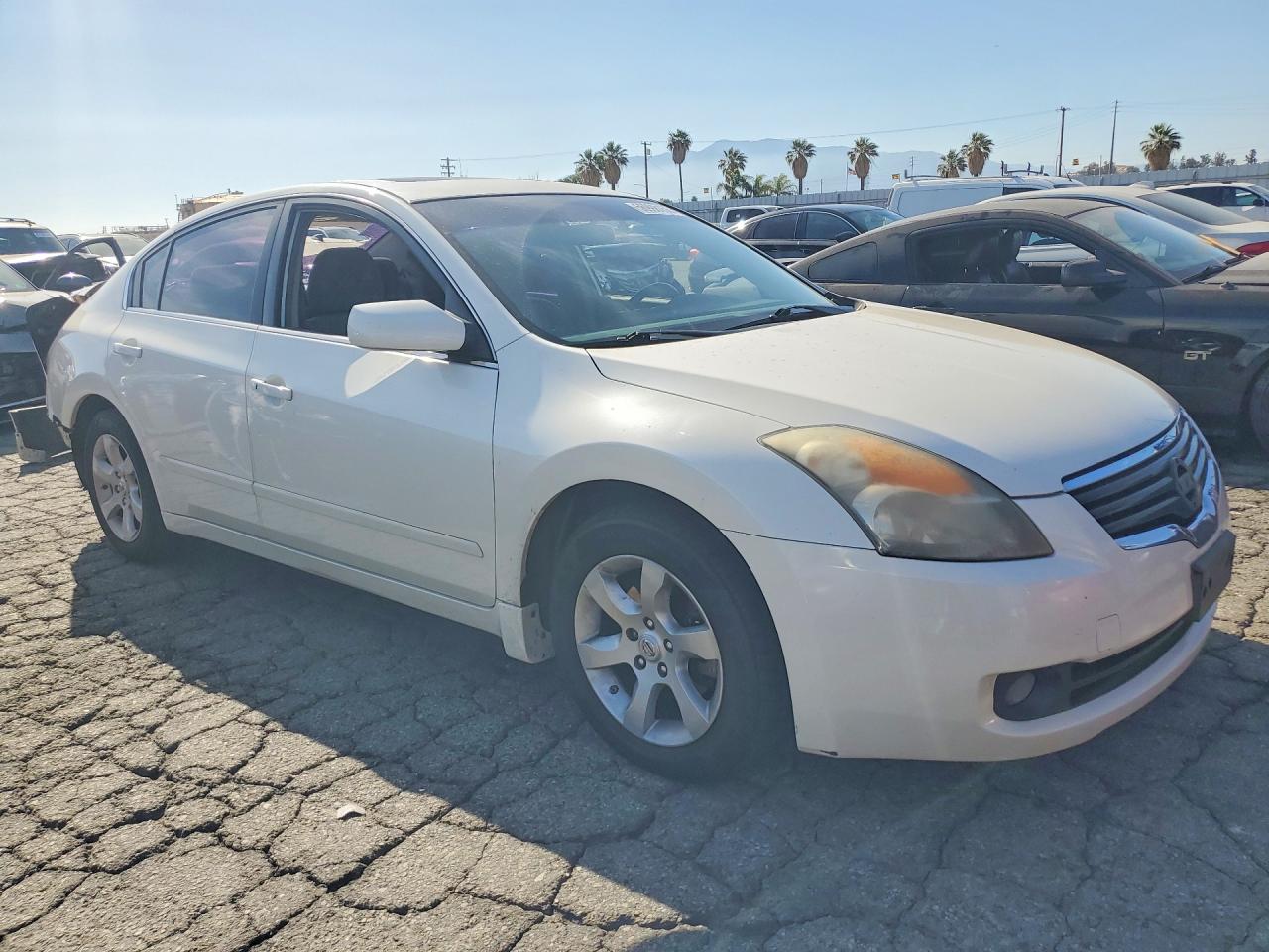 2009 Nissan Altima 2.5 Белый vin: 1N4AL21E09N534834