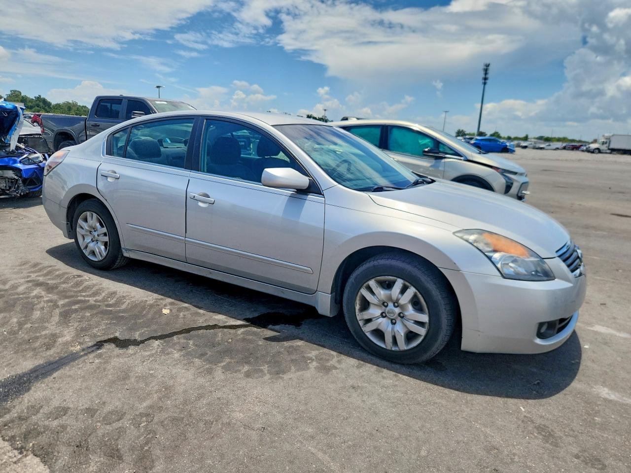 2009 Nissan Altima 2.5 Silver vin: 1N4AL21E09N554565