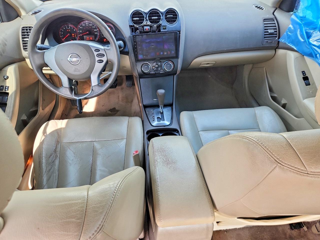 2009 Nissan Altima 2.5 White vin: 1N4AL21E09N557210