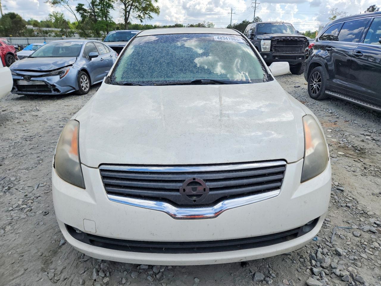 2009 Nissan Altima 2.5 White vin: 1N4AL21E09N557210