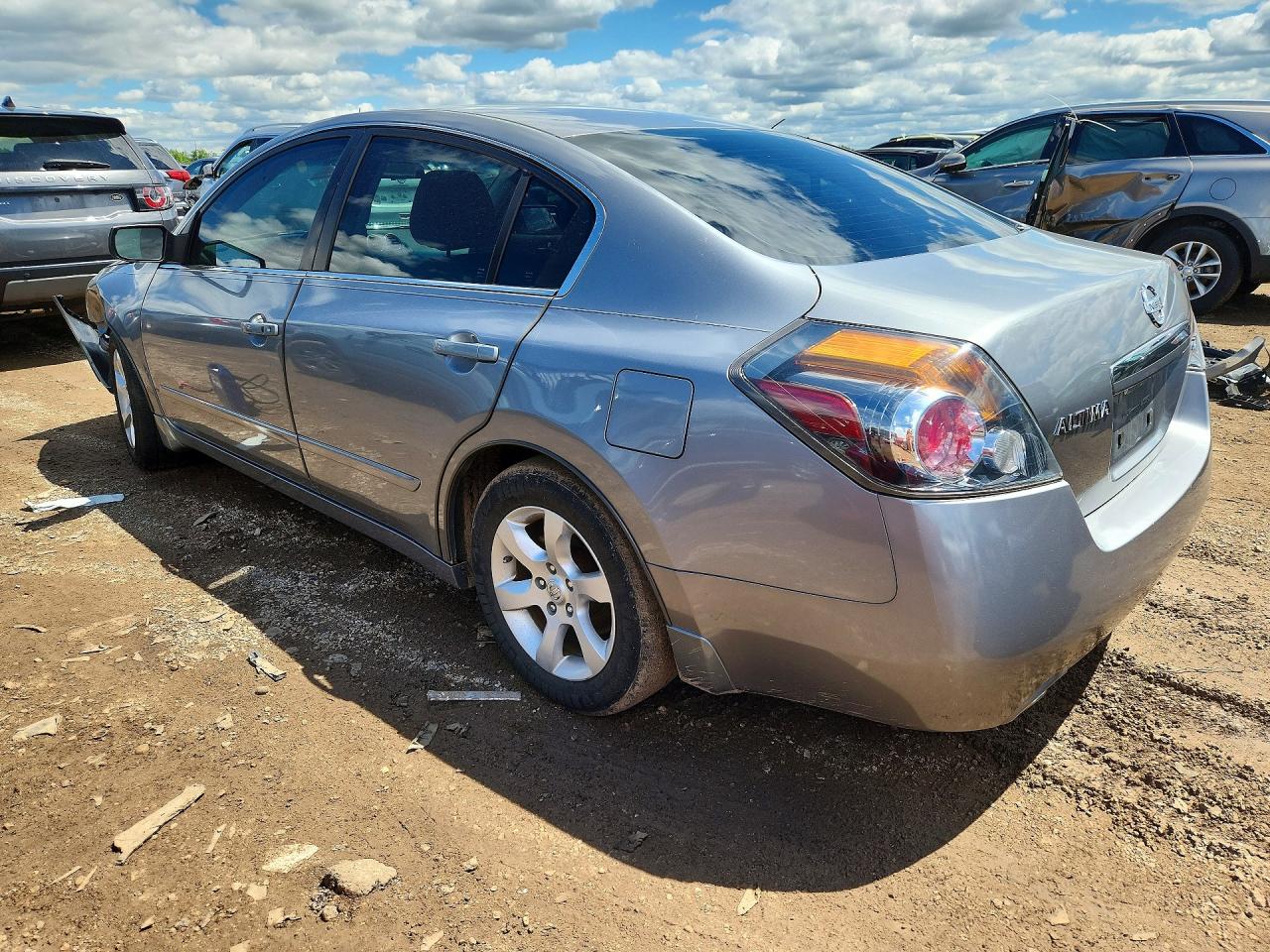 2007 Nissan Altima 2.5 Silver vin: 1N4AL21E17C140879
