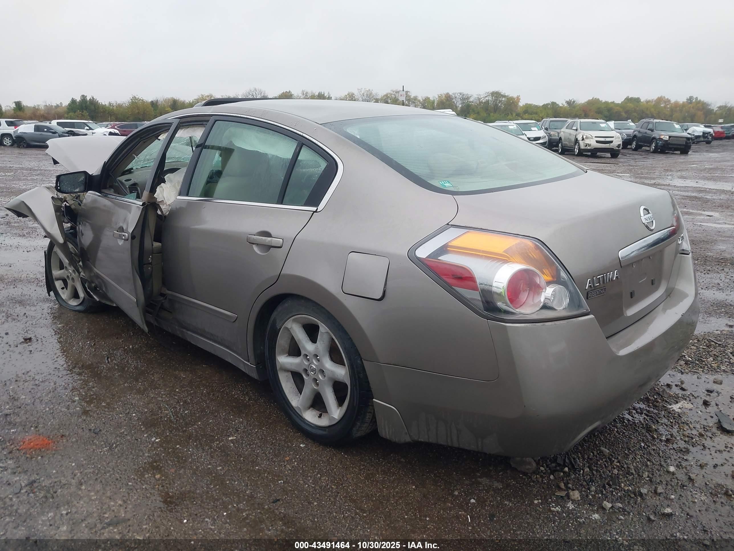 2007 Nissan Altima 2.5 S Gold vin: 1N4AL21E17C176958