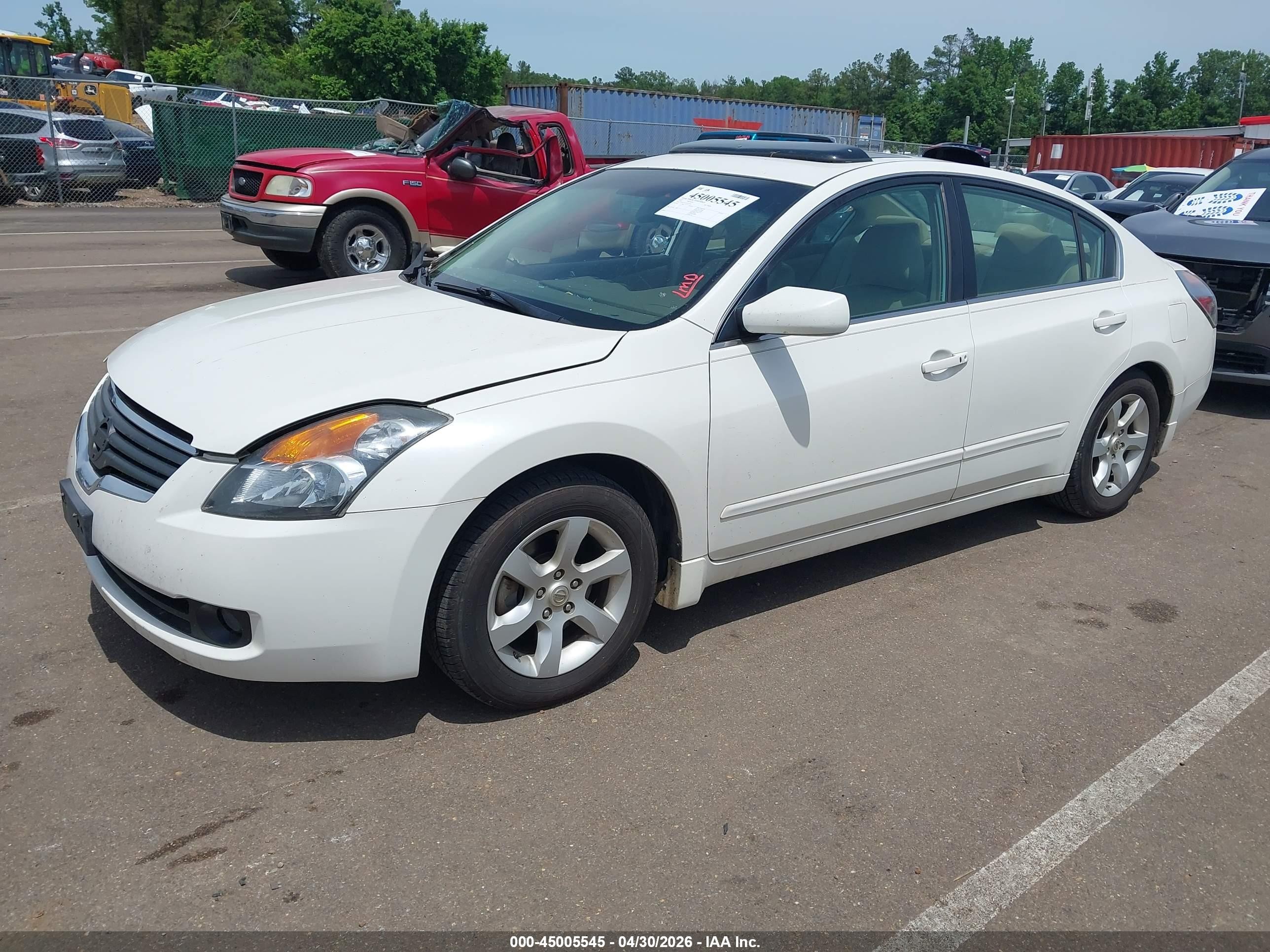 2007 Nissan Altima 2.5 S White vin: 1N4AL21E17C227732