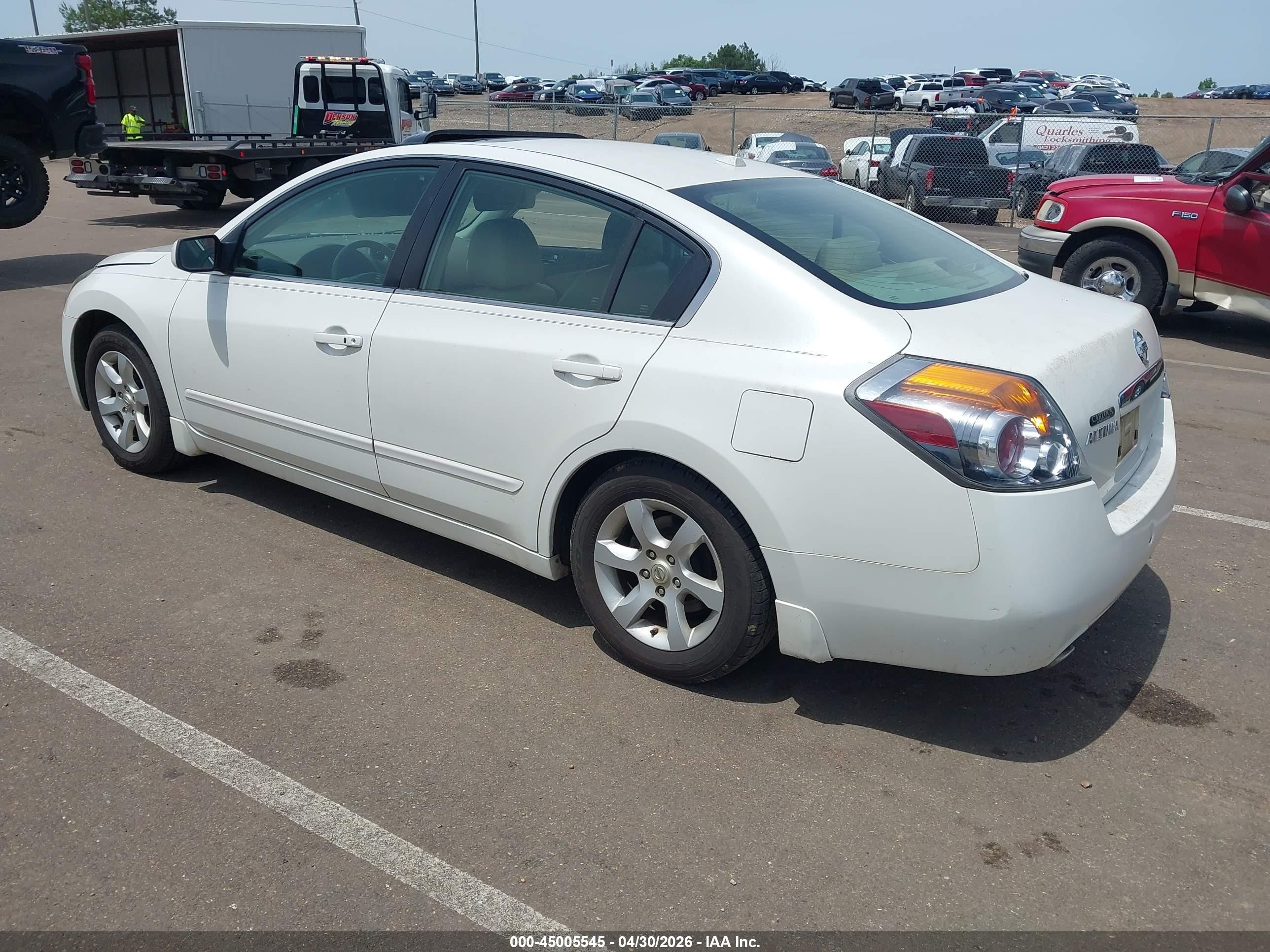 2007 Nissan Altima 2.5 S White vin: 1N4AL21E17C227732
